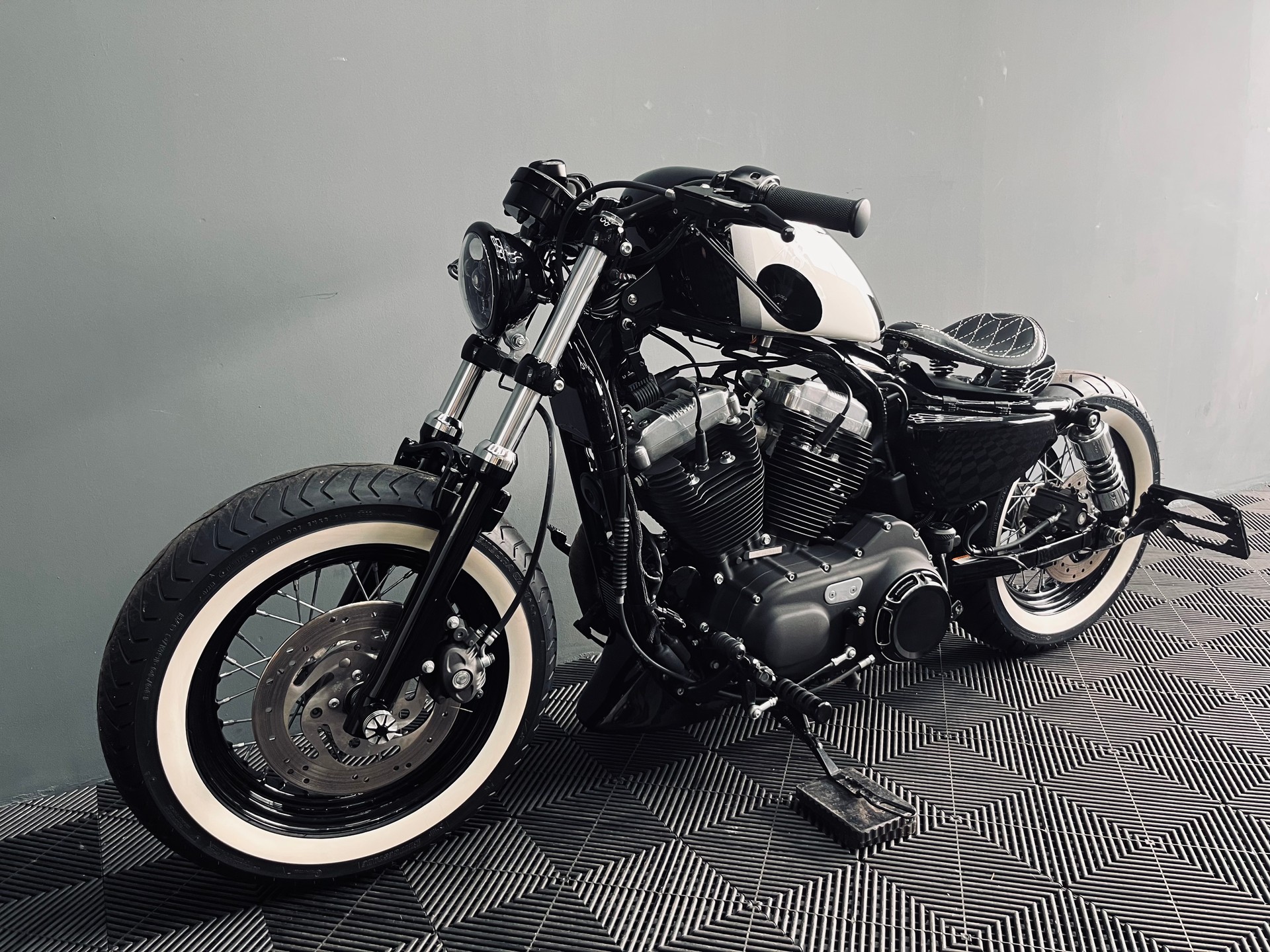 HARLEY-DAVIDSON XL 1200 X Forty Eight-image-7