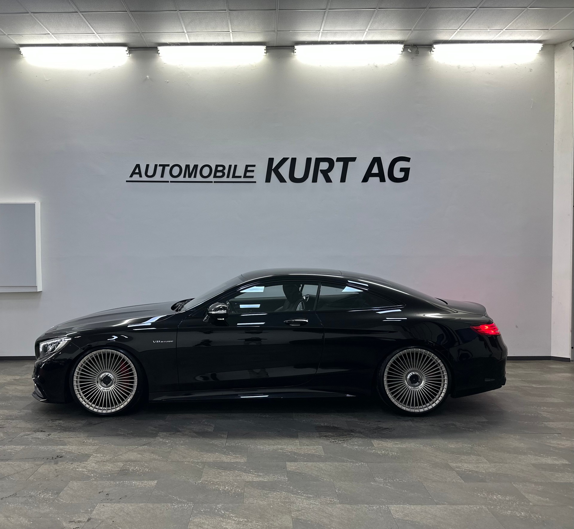 MERCEDES-BENZ S 63 AMG Coupé Speedshift MCT-showroom-element-2