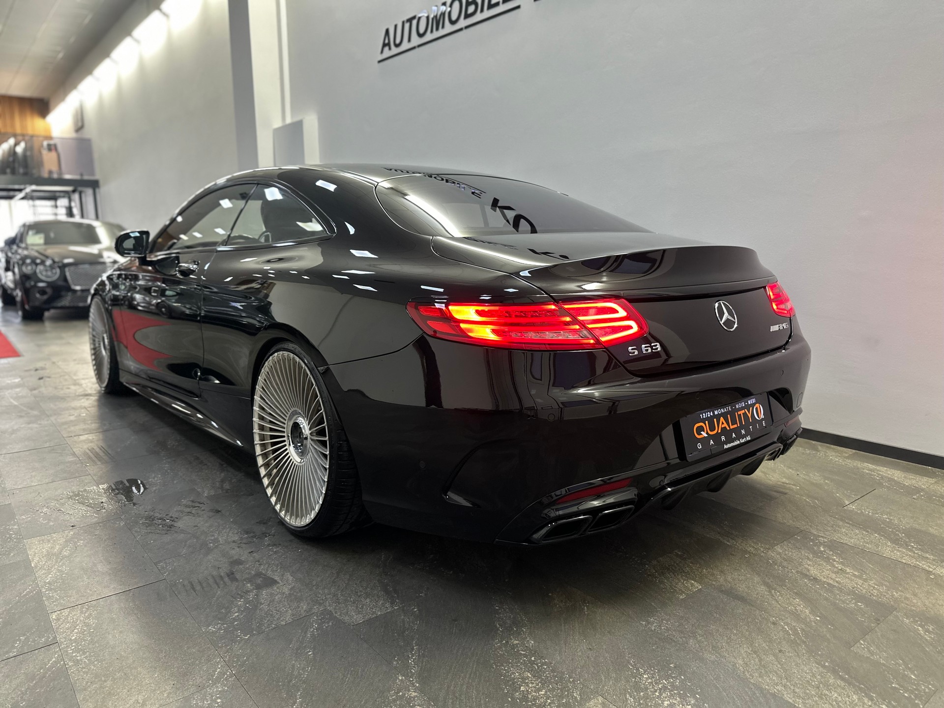 MERCEDES-BENZ S 63 AMG Coupé Speedshift MCT-showroom-element-3