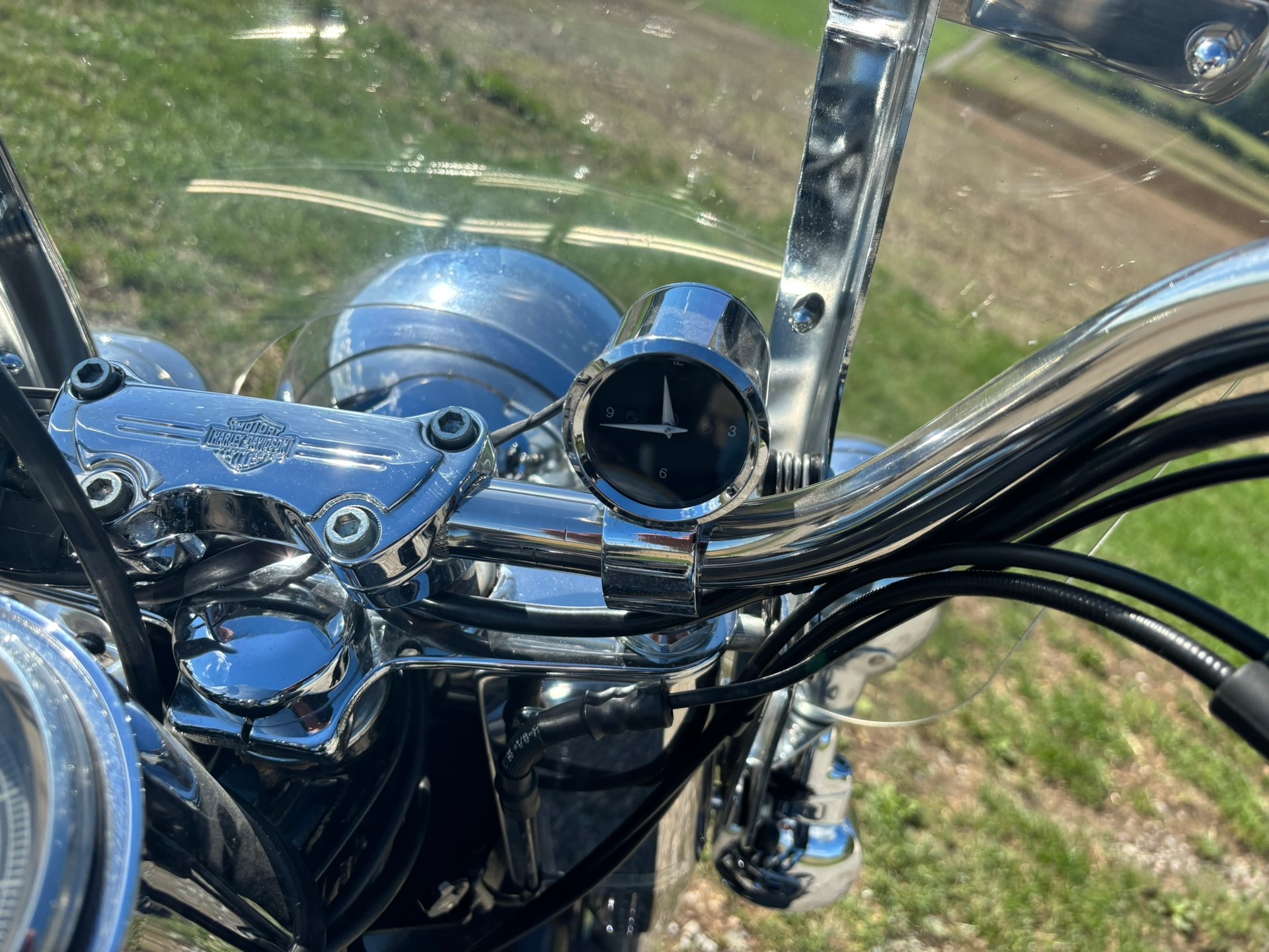 HARLEY-DAVIDSON FXSTC Softail Custom-image-13