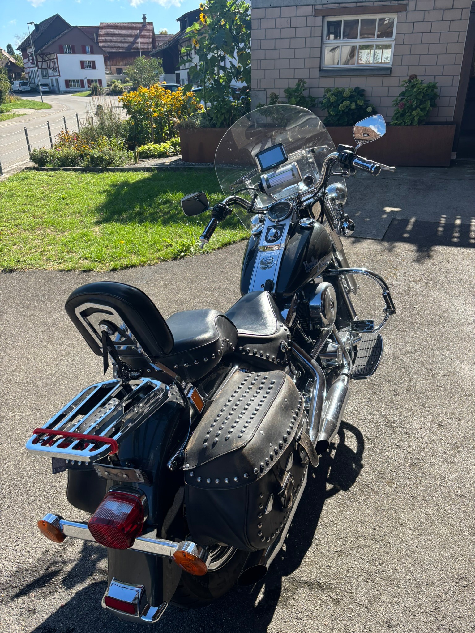 HARLEY-DAVIDSON FXSTC Softail Custom-image-5