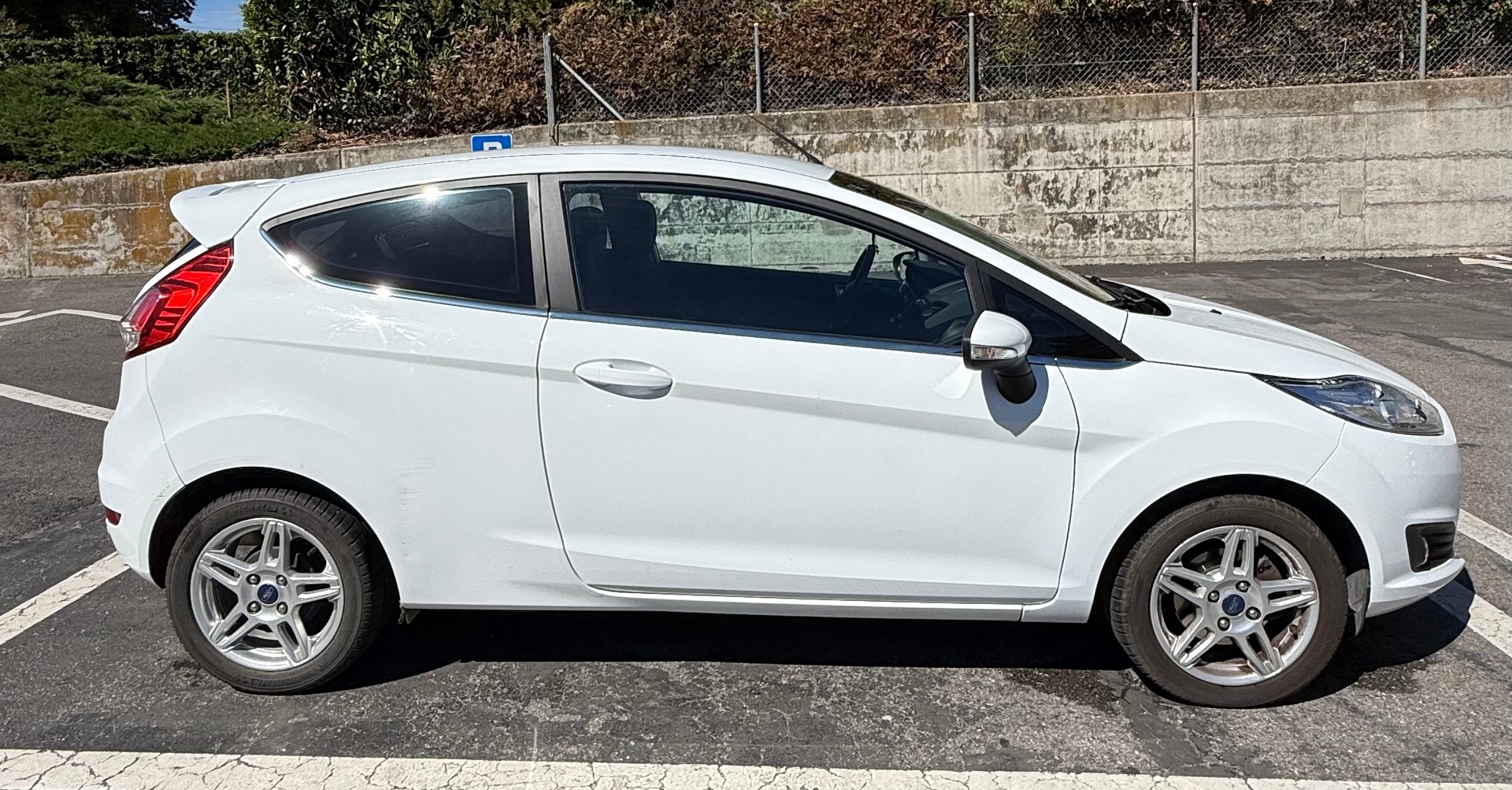 FORD Titanium-image-6