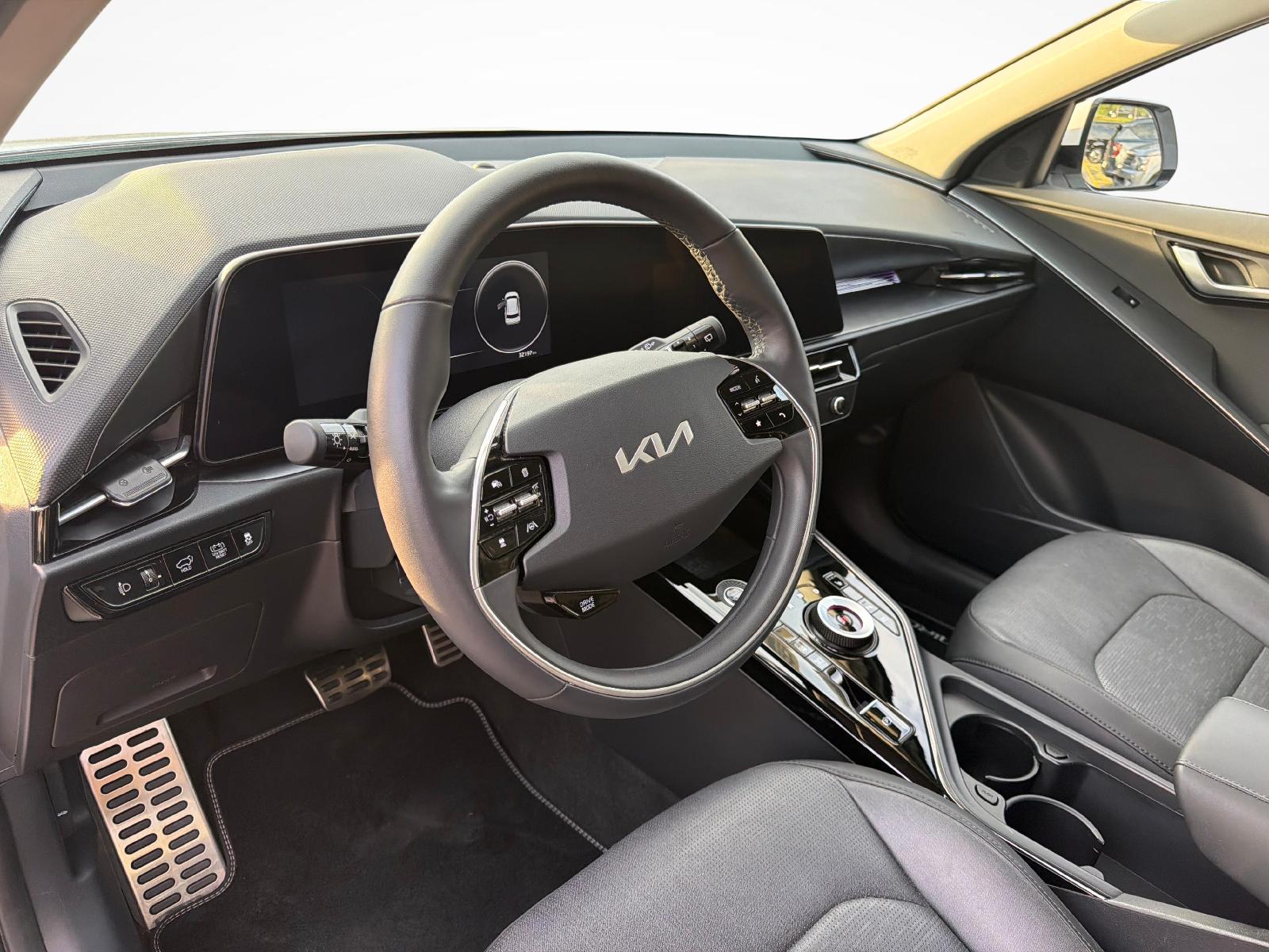 KIA Niro 1.6 GDi Hybrid Style-showroom-element-3