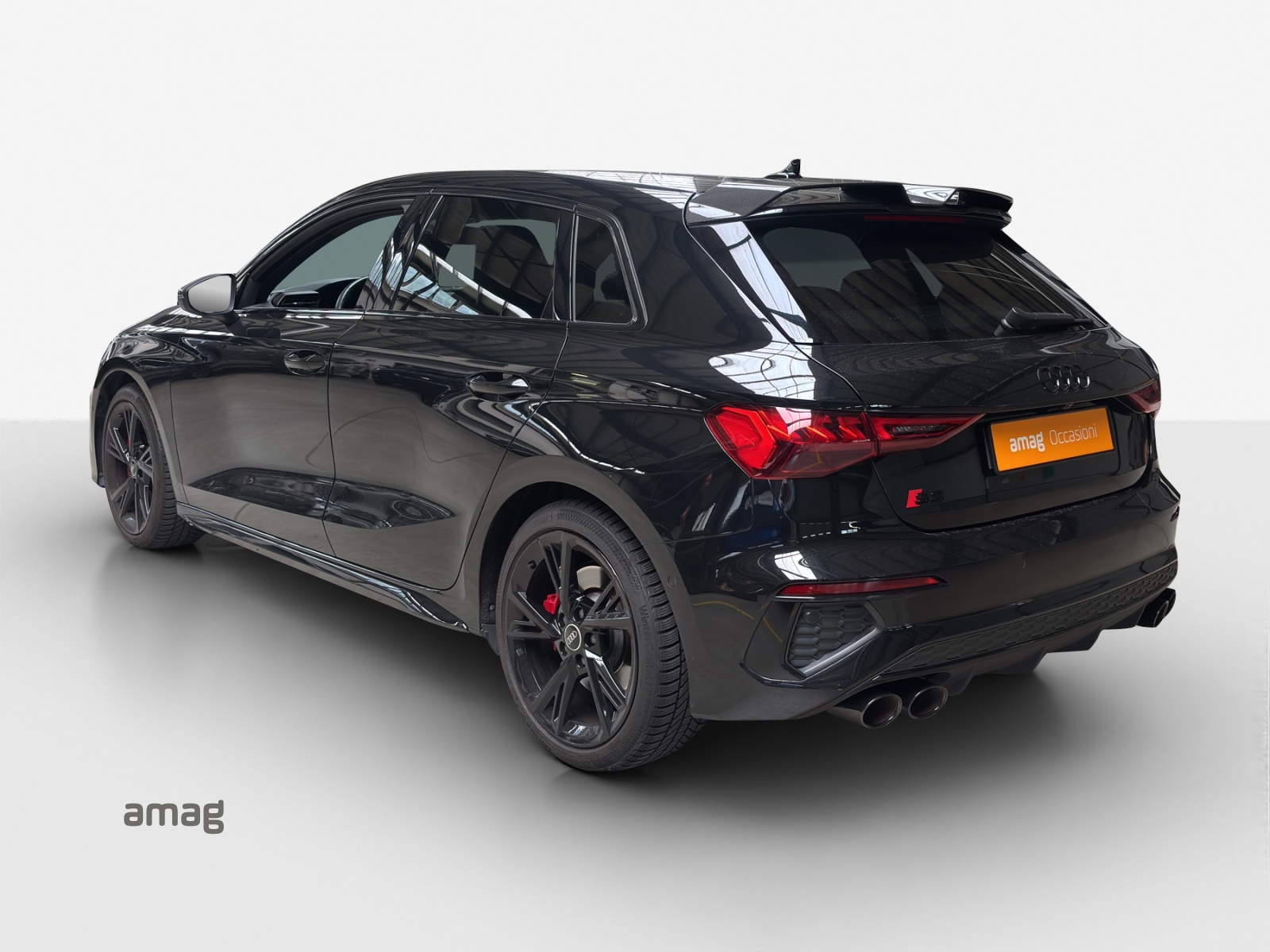 AUDI S3 Sportback 2.0 TFSI quattro S-tronic-showroom-element-2