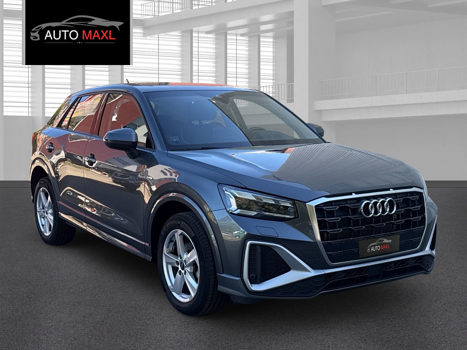 AUDI Q2 35 TFSI S line S-tronic-showroom-element-1