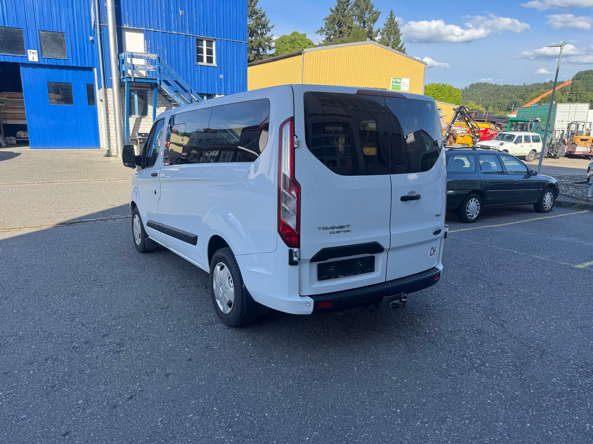 FORD Transit Custom 320 L1H1 Trend-showroom-element-3