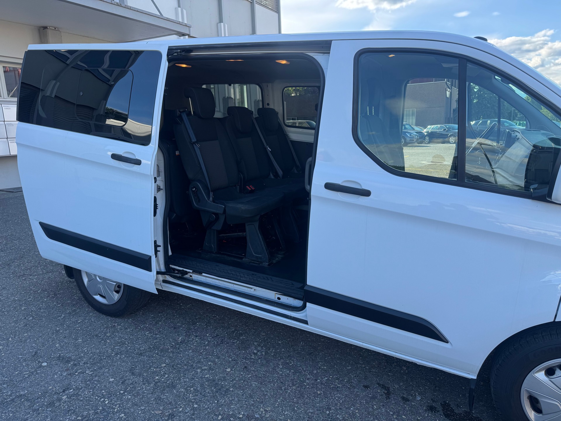 FORD Transit Custom 320 L1H1 Trend-image-4