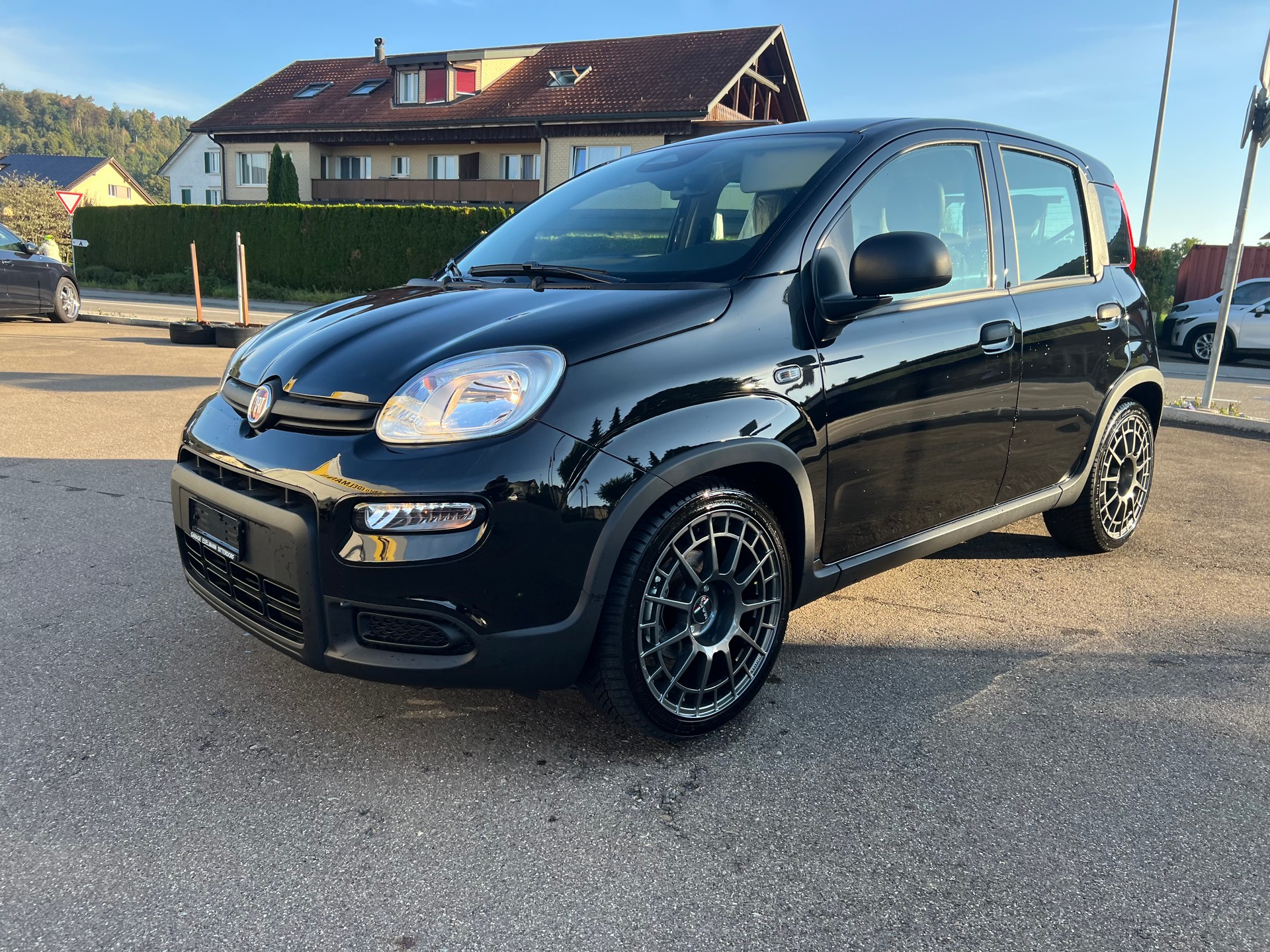 FIAT Panda 1.0 MHEV Cross Spezial-showroom-element-1