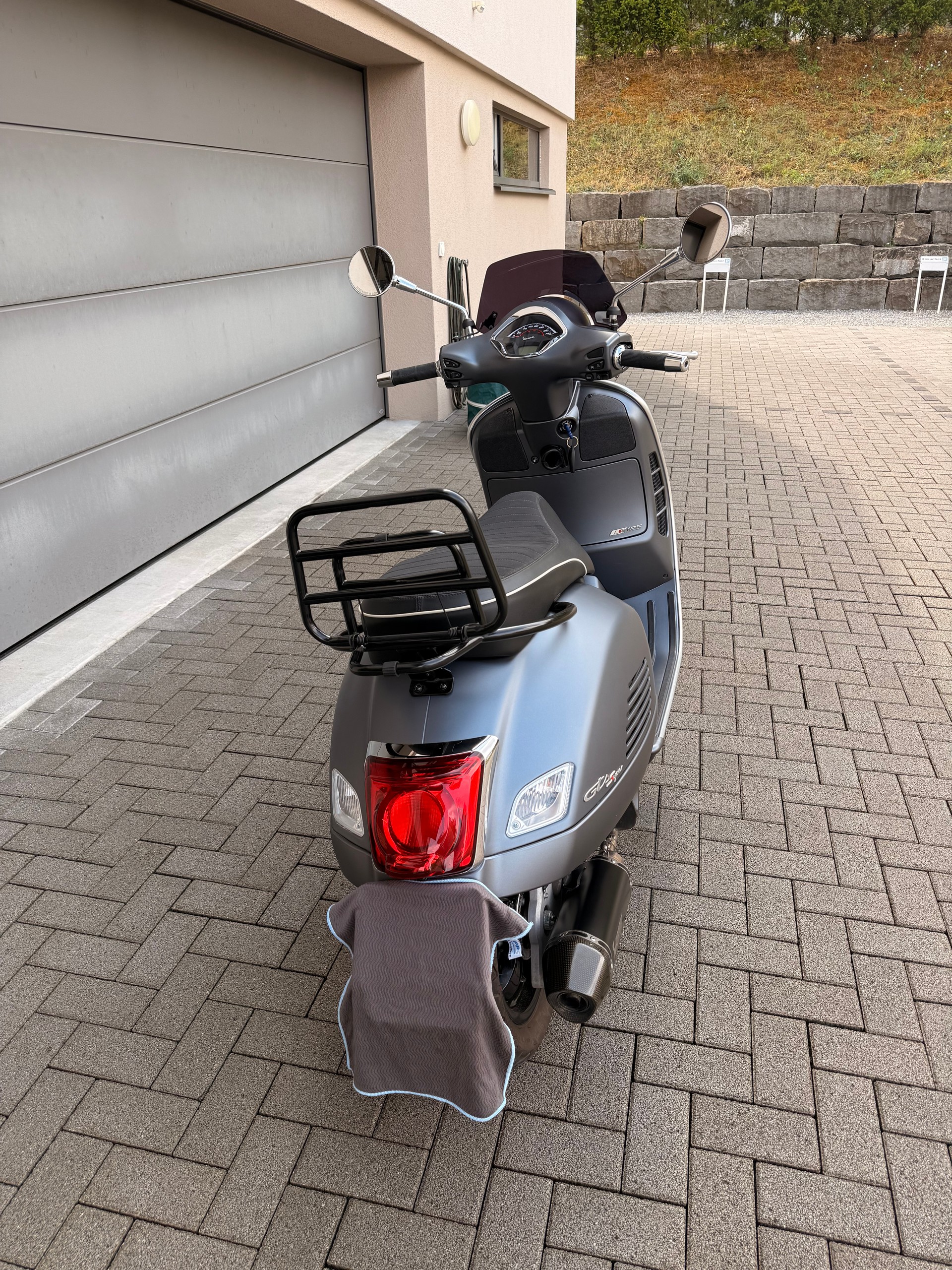 PIAGGIO Vespa GTS 125 Super Sport ABS-image-3