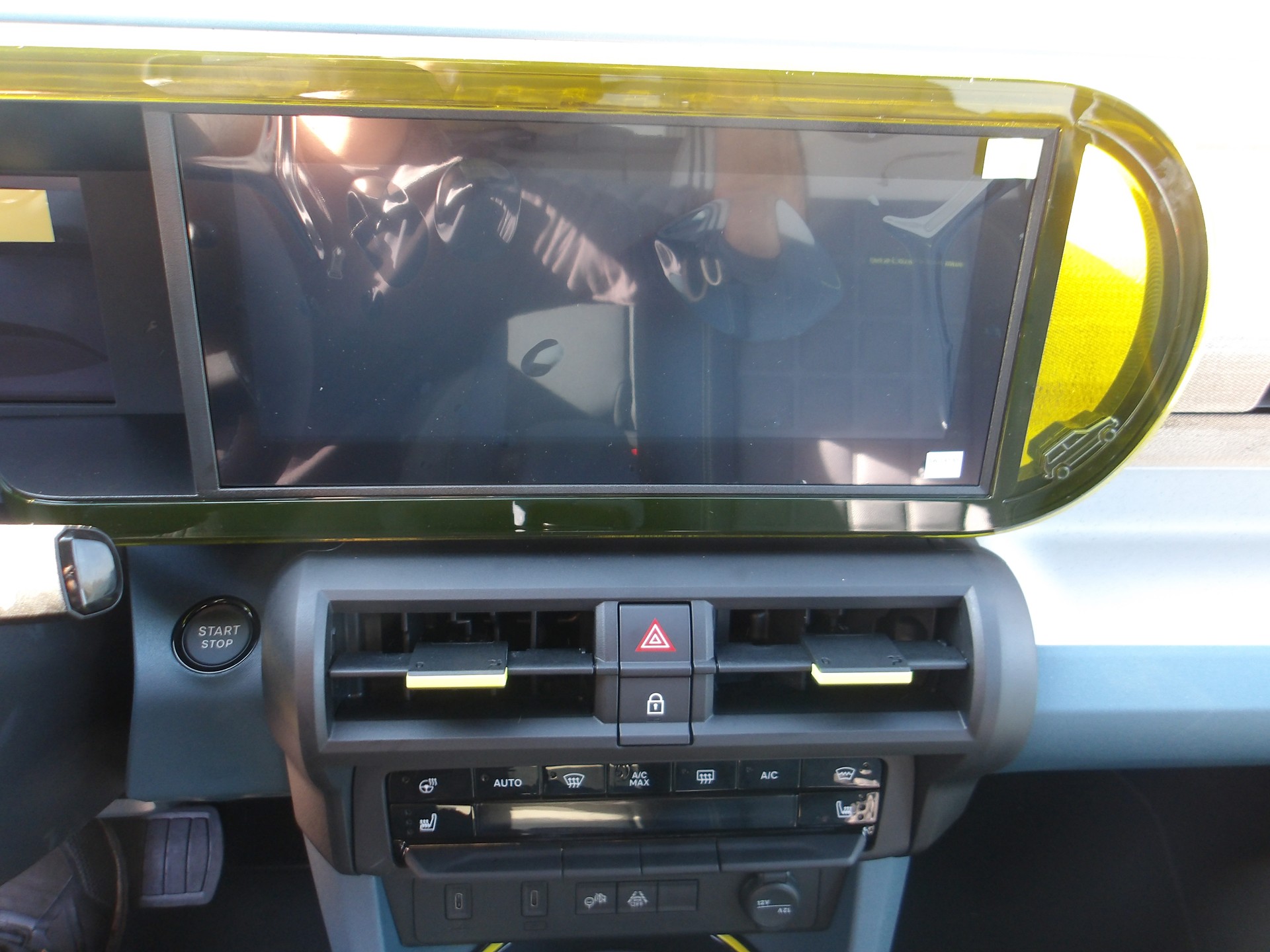 FIAT Grande Panda MHEV La Prima-image-11
