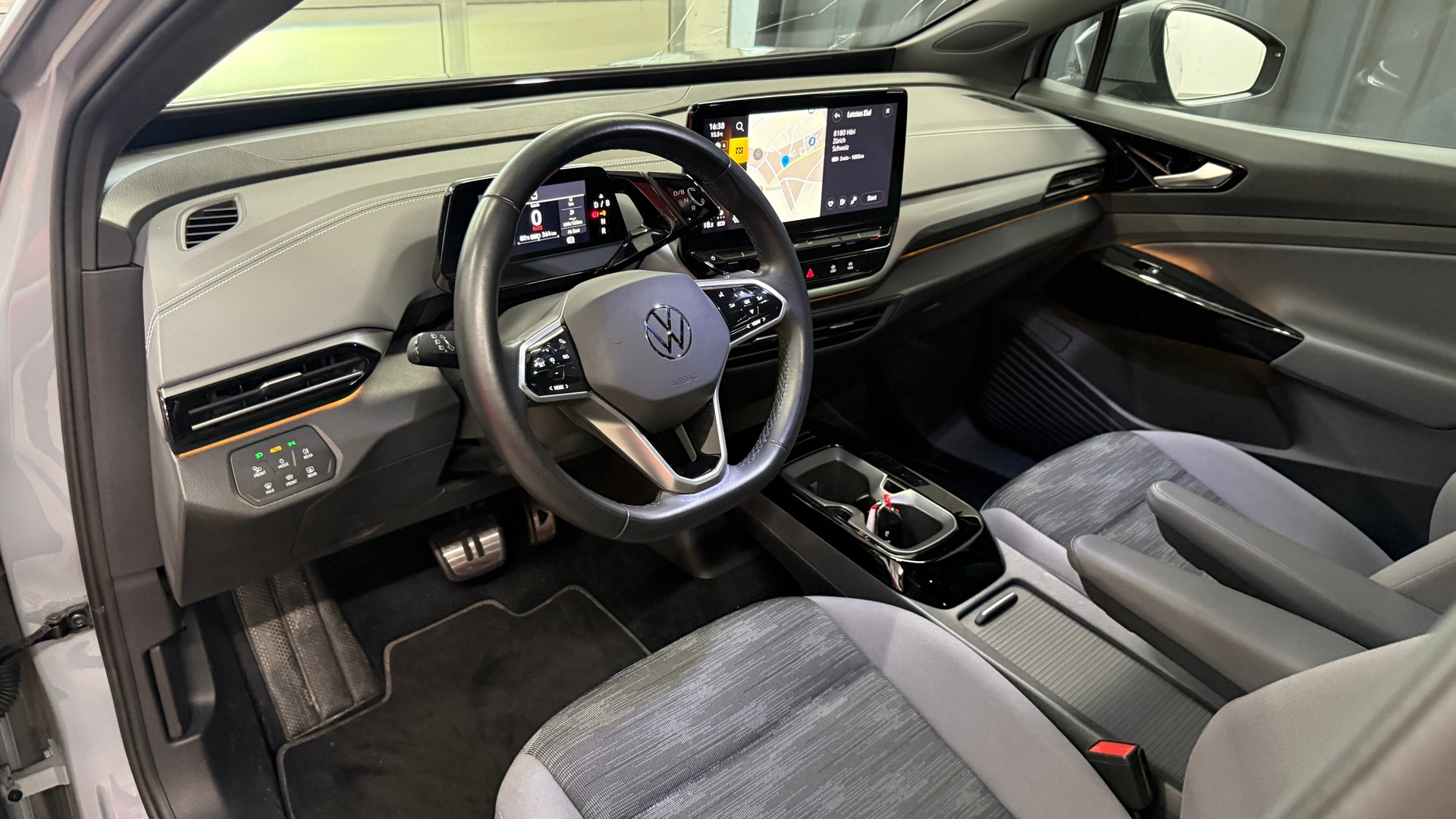 VW ID.5 Pro Performance 77 kWh 75 Edition-image-7