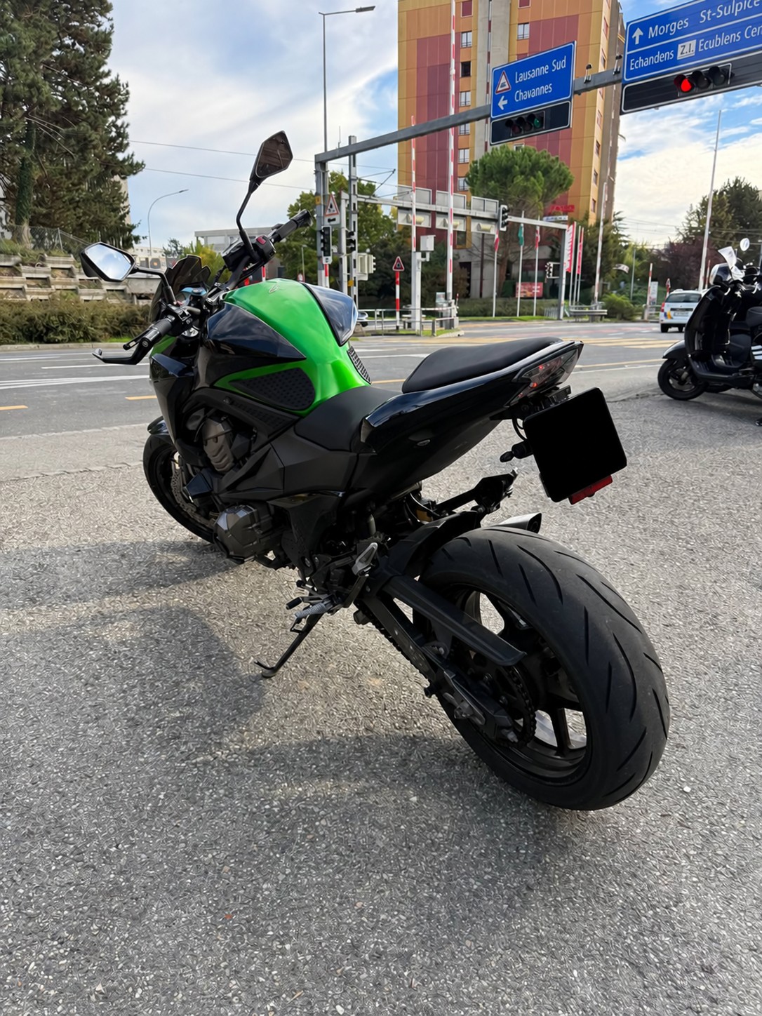 KAWASAKI Z 800 ABS-image-2