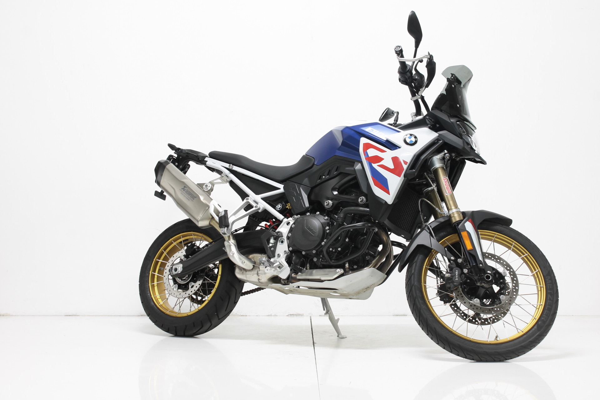 BMW F 900 GS-image-0