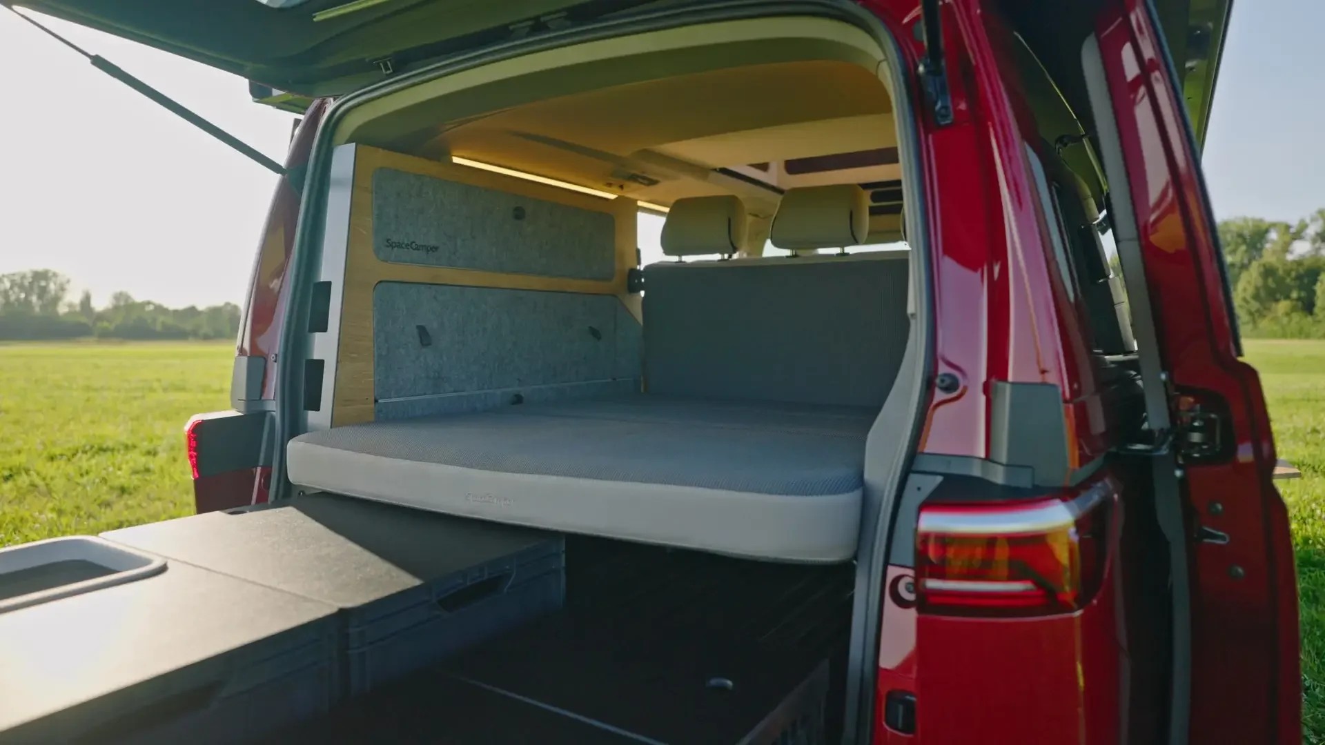 VW T7 MULTIVAN SpaceCamper Classic+ mit Original VW New California Beach Aufstelldach! Kein New California Ocean Coast Beach!-image-23