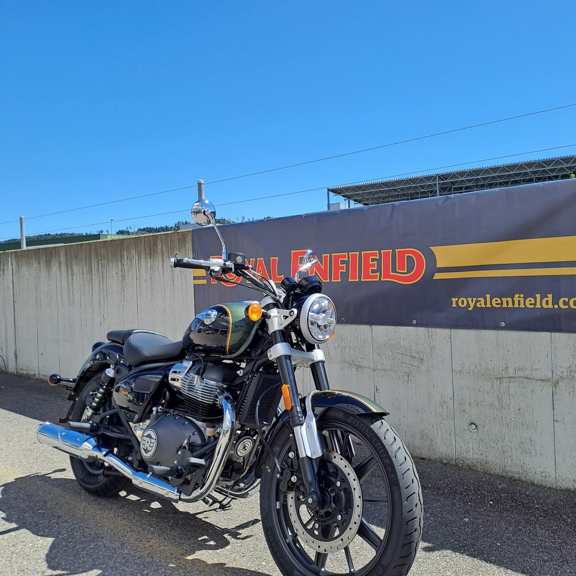 ROYAL ENFIELD METEOR 650-image-1