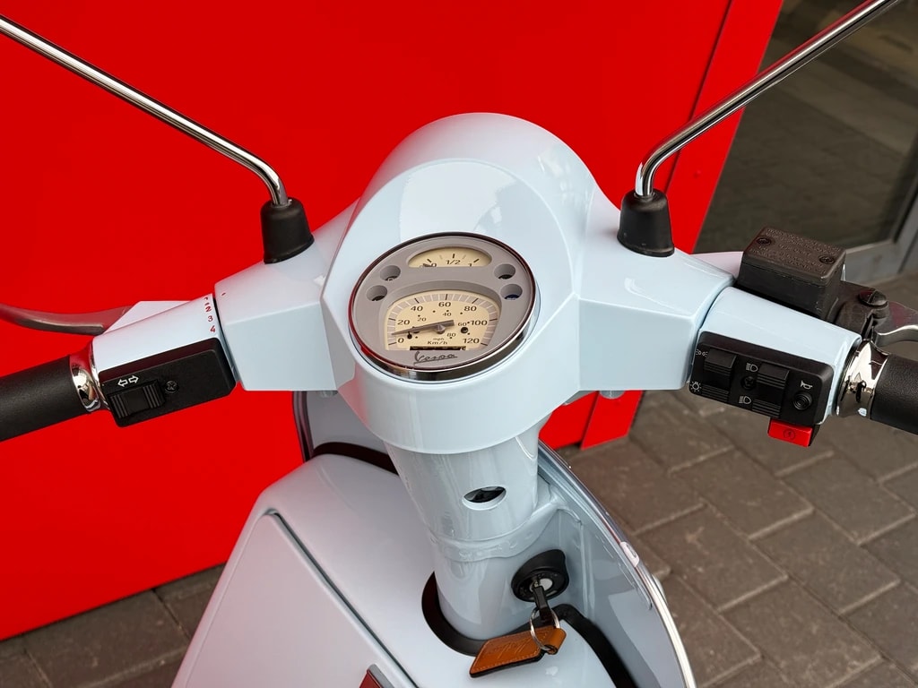 PIAGGIO Vespa PX 125 E Disc-image-11