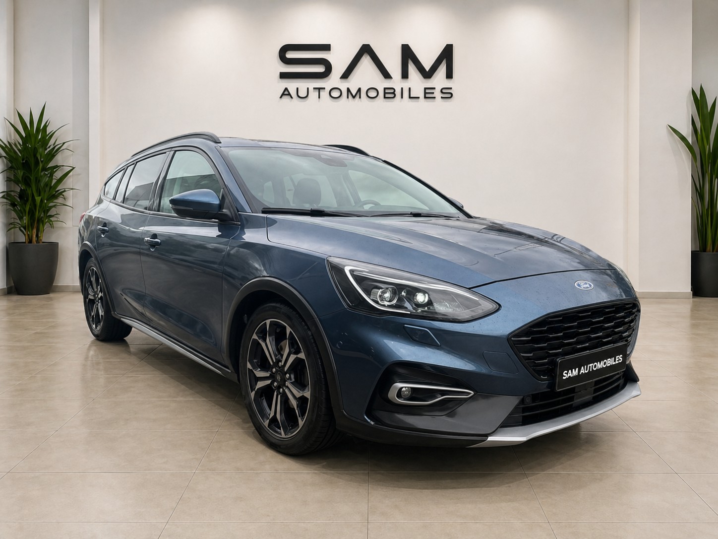 FORD Focus 1.5 TDCi Business Automatic-image-2