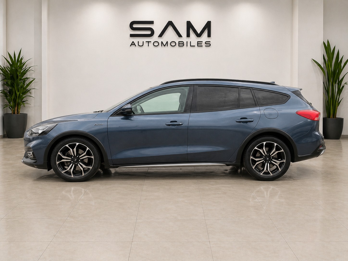 FORD Focus 1.5 TDCi Business Automatic-image-6