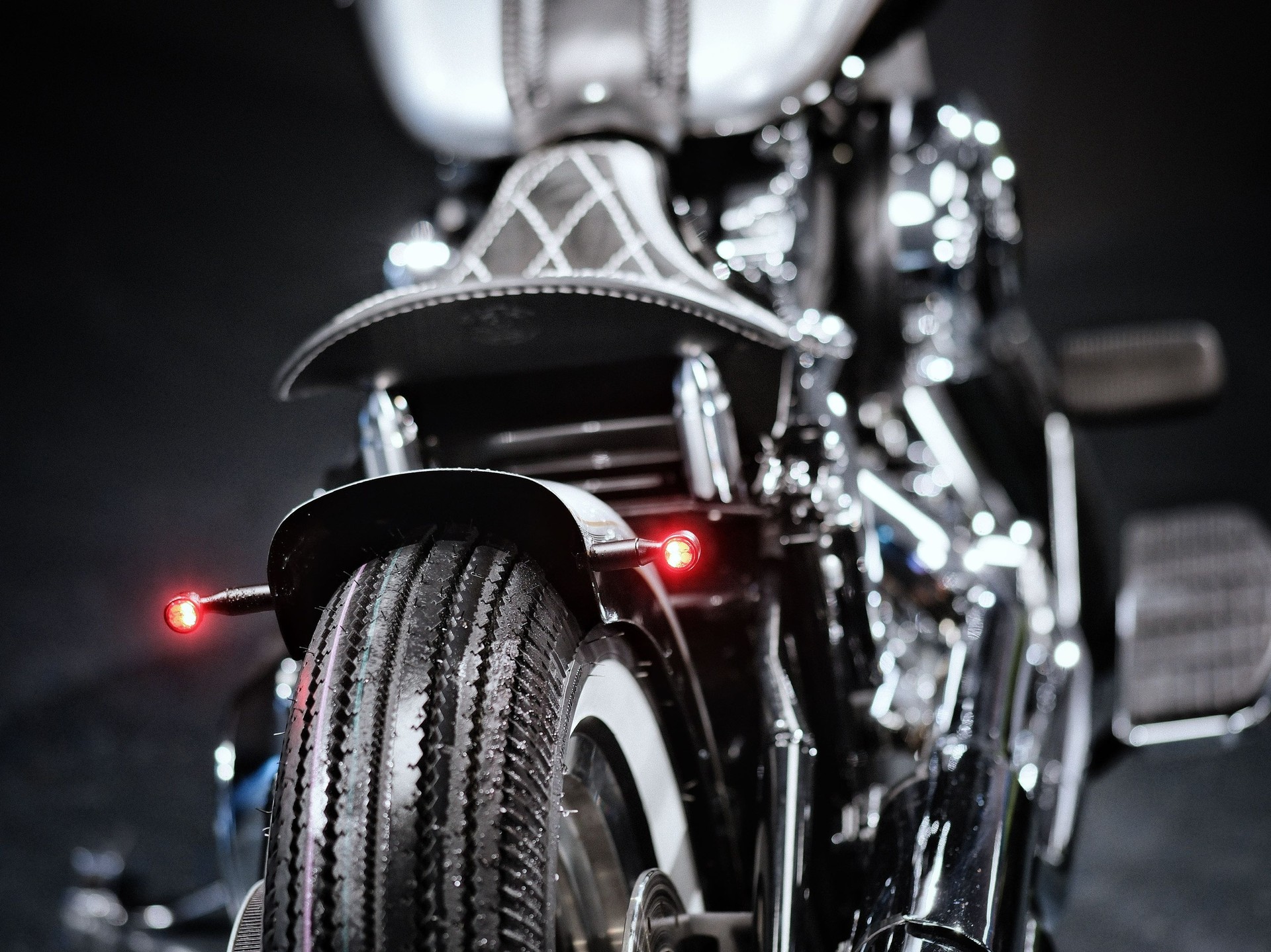 HARLEY-DAVIDSON FLSTFI-image-14