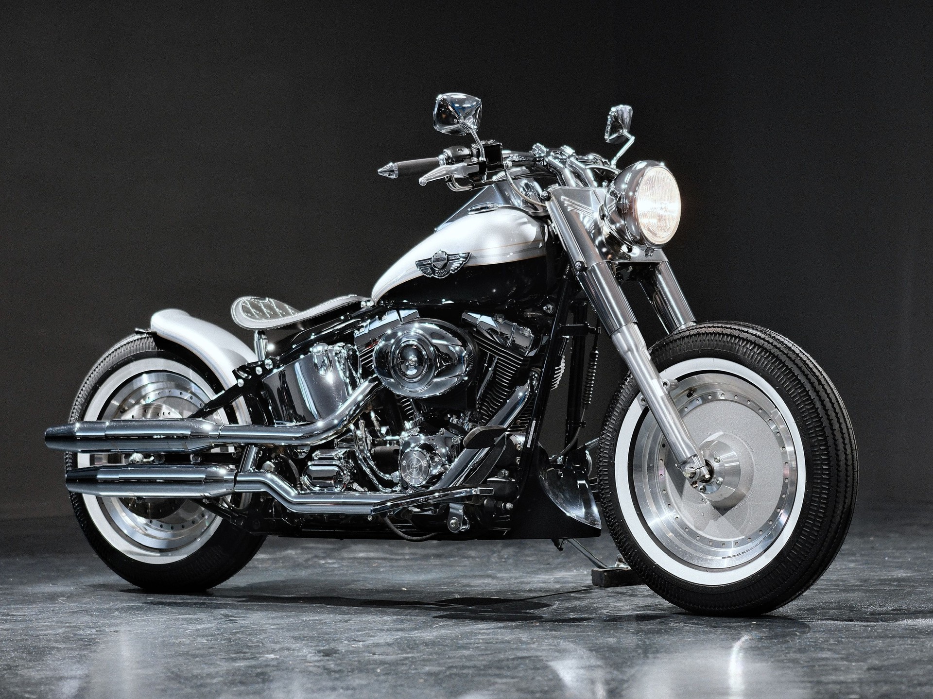 HARLEY-DAVIDSON FLSTFI-image-0