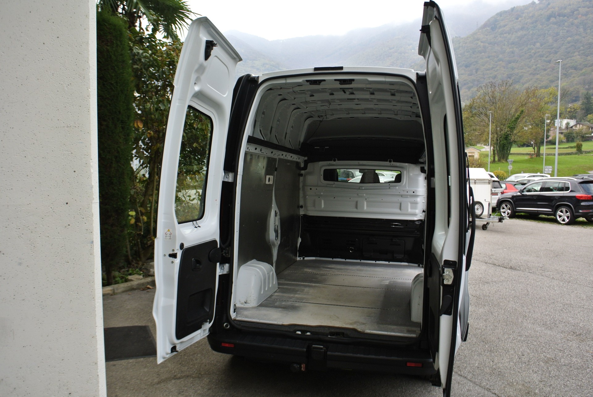 RENAULT Trafic 2.0 Blue dCi 150 3.5t Advance L2H2 EN-image-18