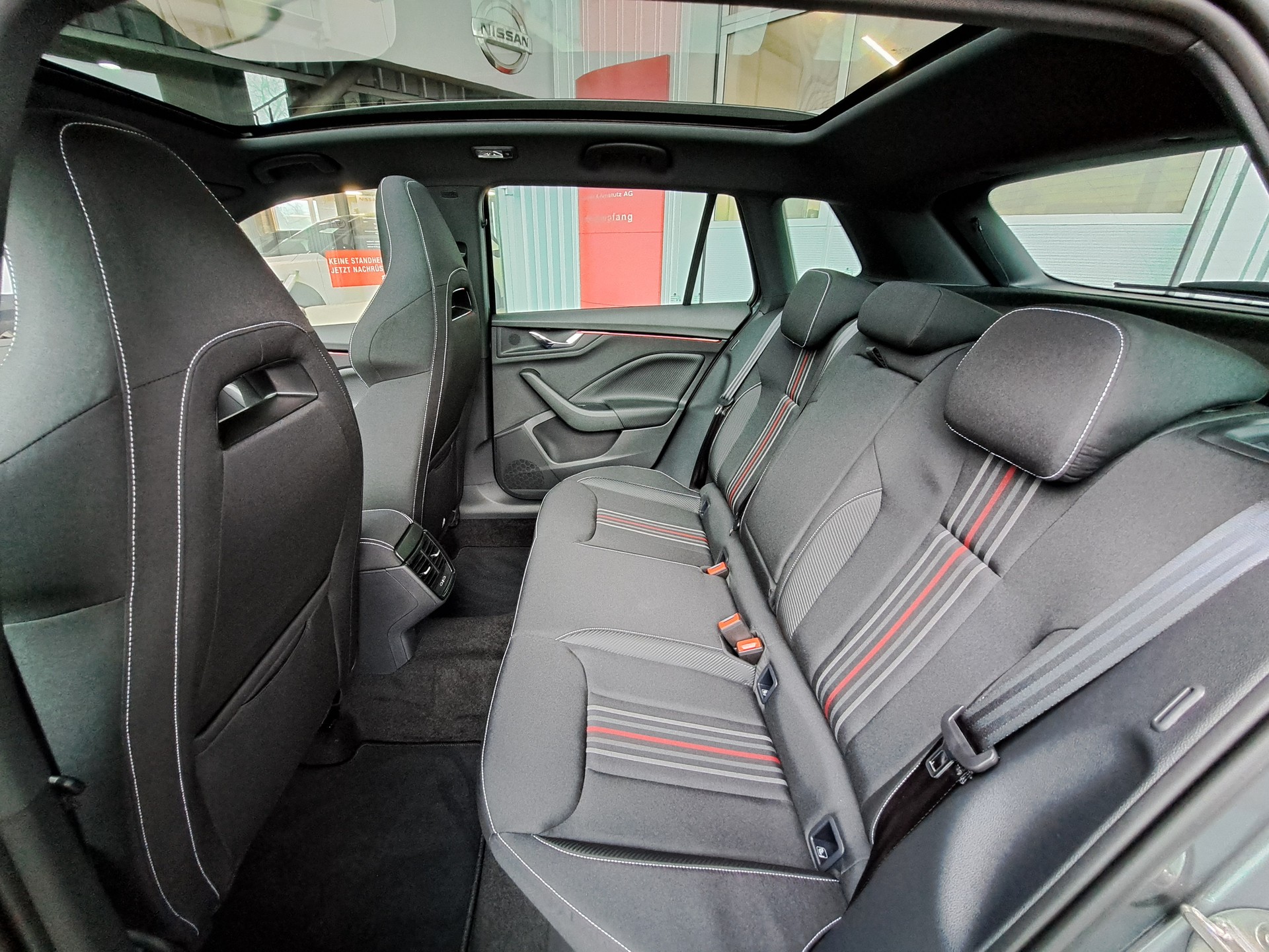 SKODA Kamiq 1.5 TSI Monte Carlo DSG-image-11