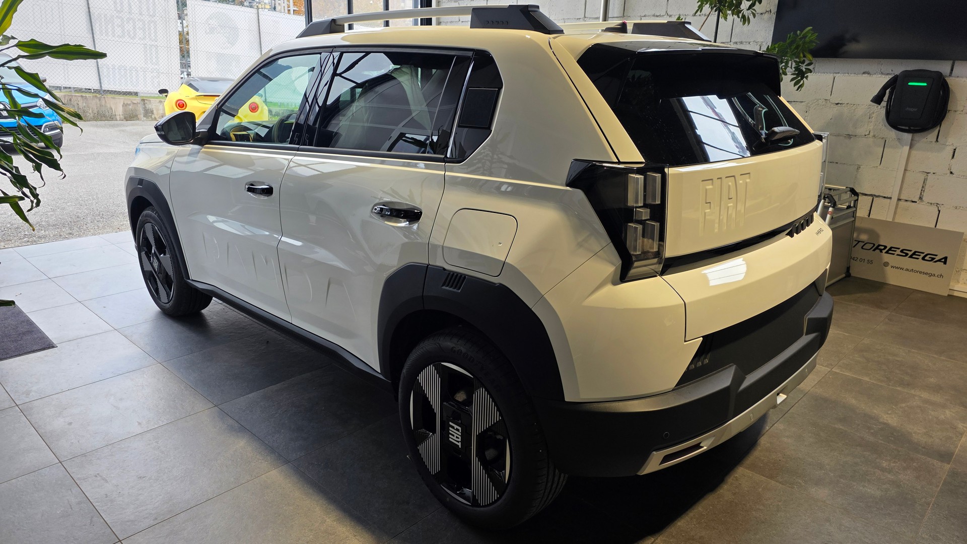 FIAT Grande Panda MHEV La Prima-image-2