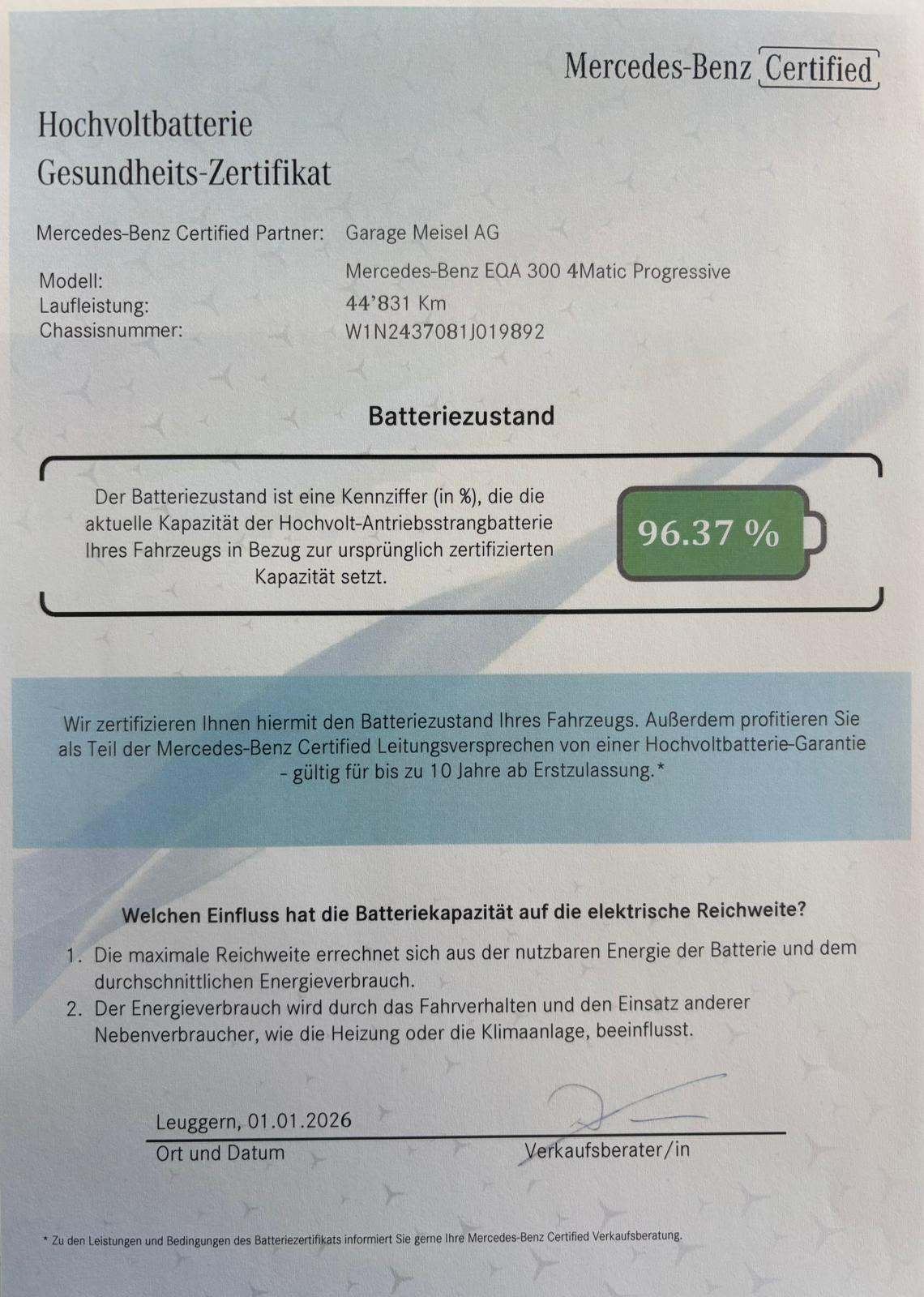 MERCEDES-BENZ EQA 300 4Matic Progressive-image-12