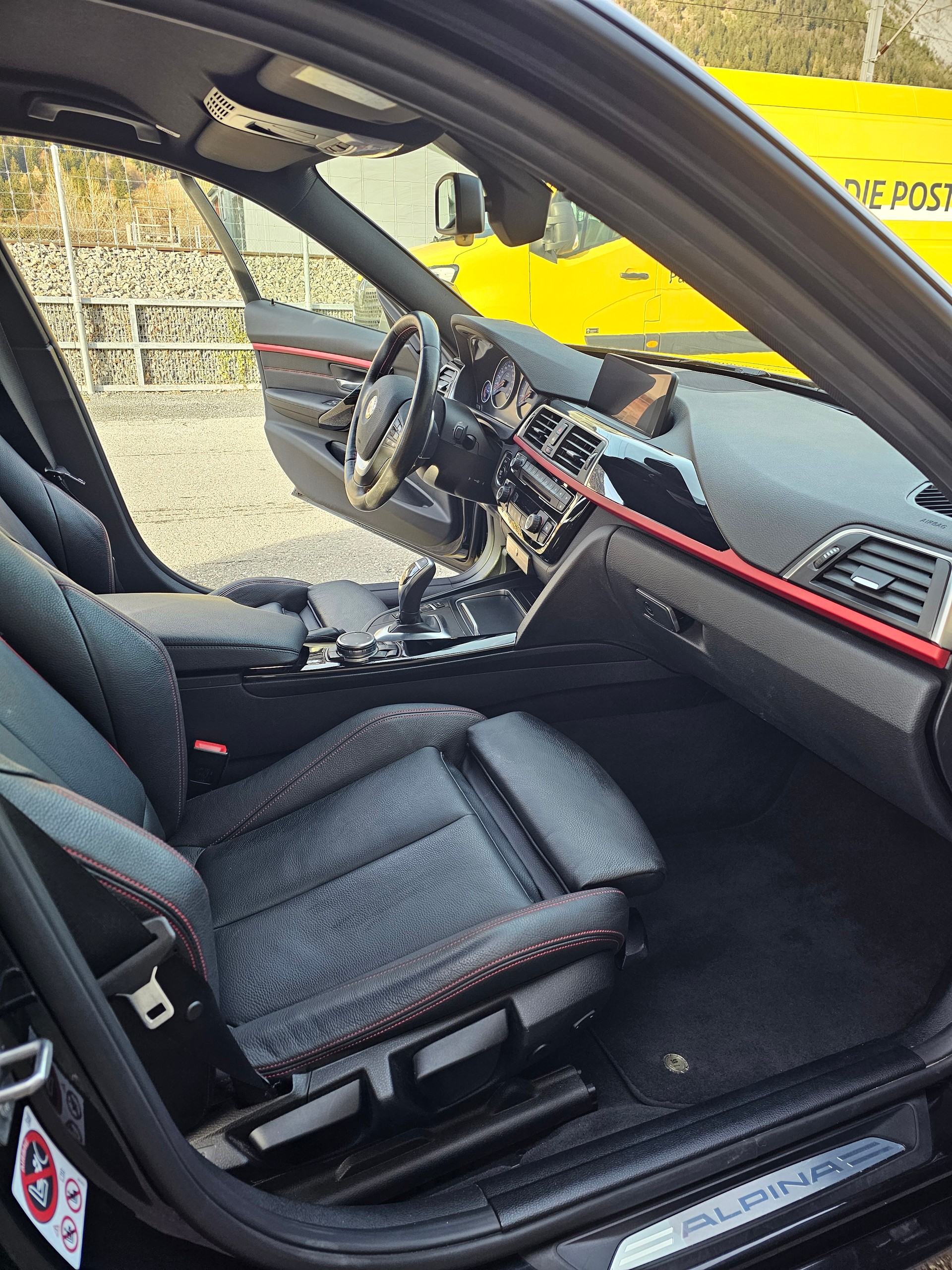 BMW-ALPINA D3 BiTurbo Touring 3.0d xDrive Switch-Tronic-image-15