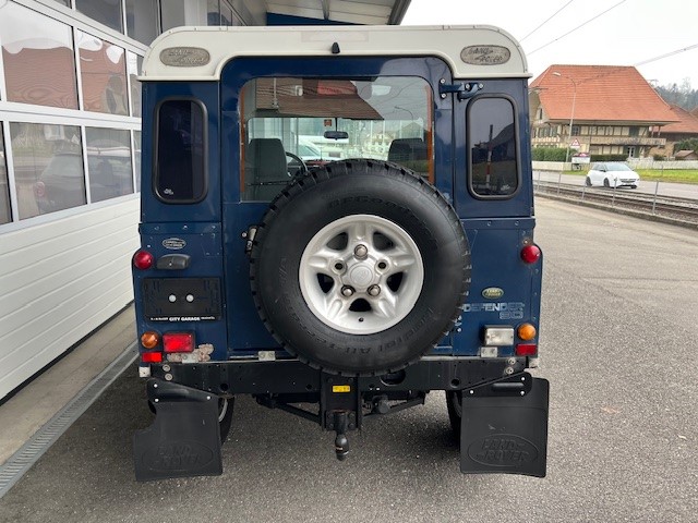 LAND ROVER Defender 90 SW 2.5 Td5-image-4