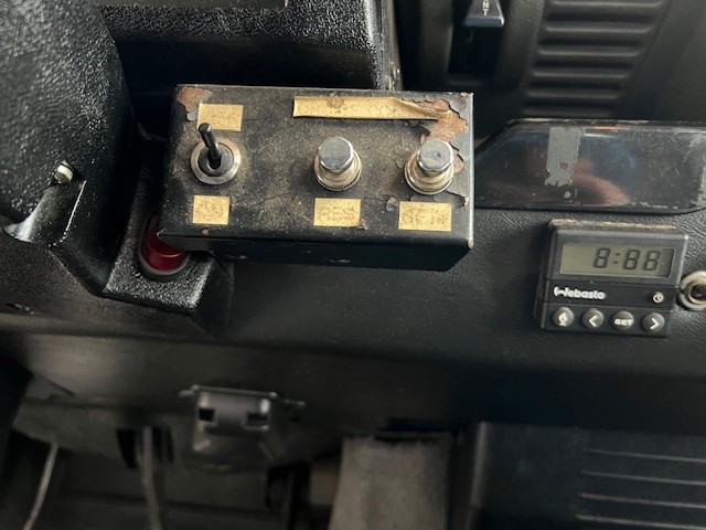 LAND ROVER Defender 90 SW 2.5 Td5-image-8