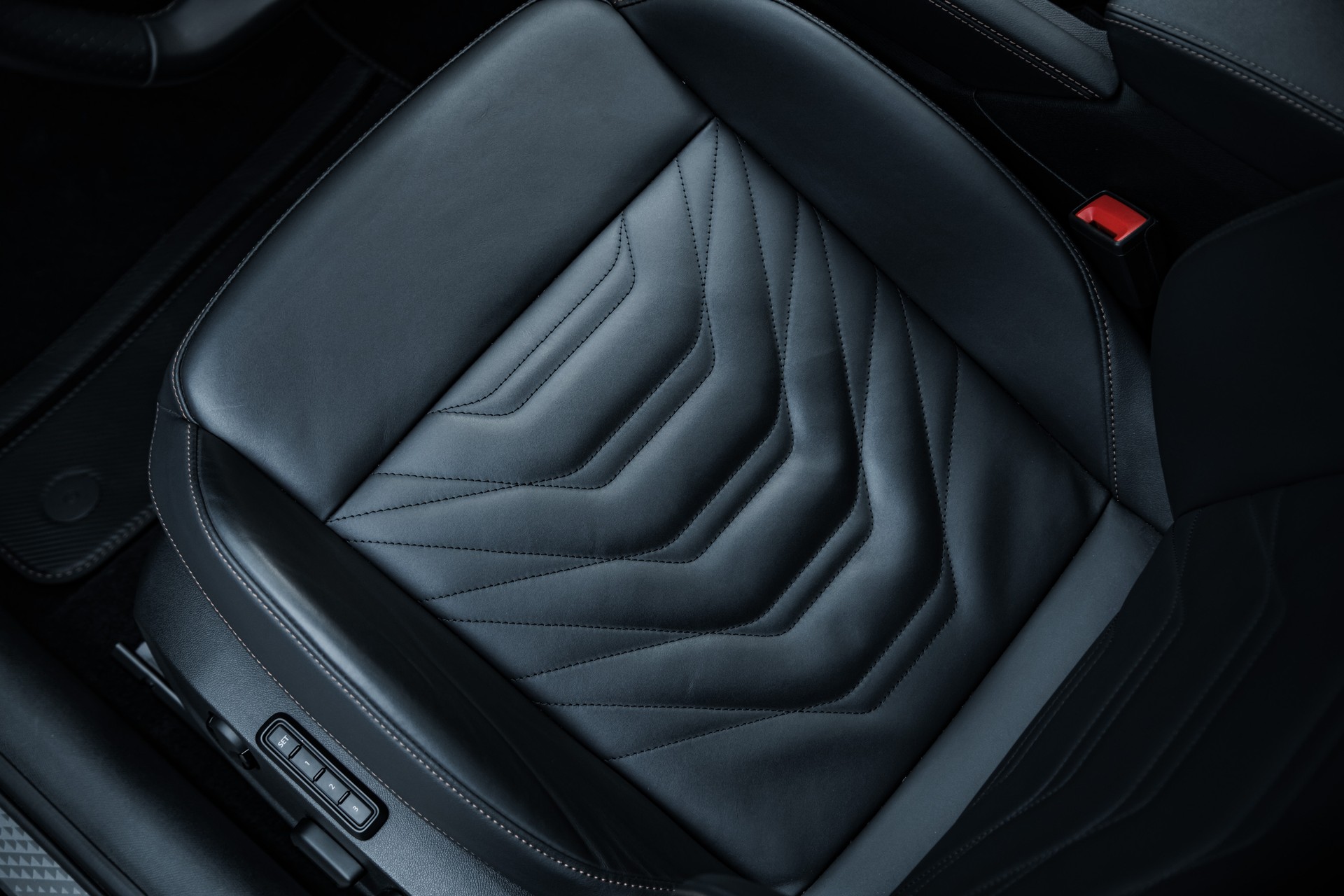 CUPRA Formentor JE Widebody 2.0TSI VZ 4Drive DSG-image-23