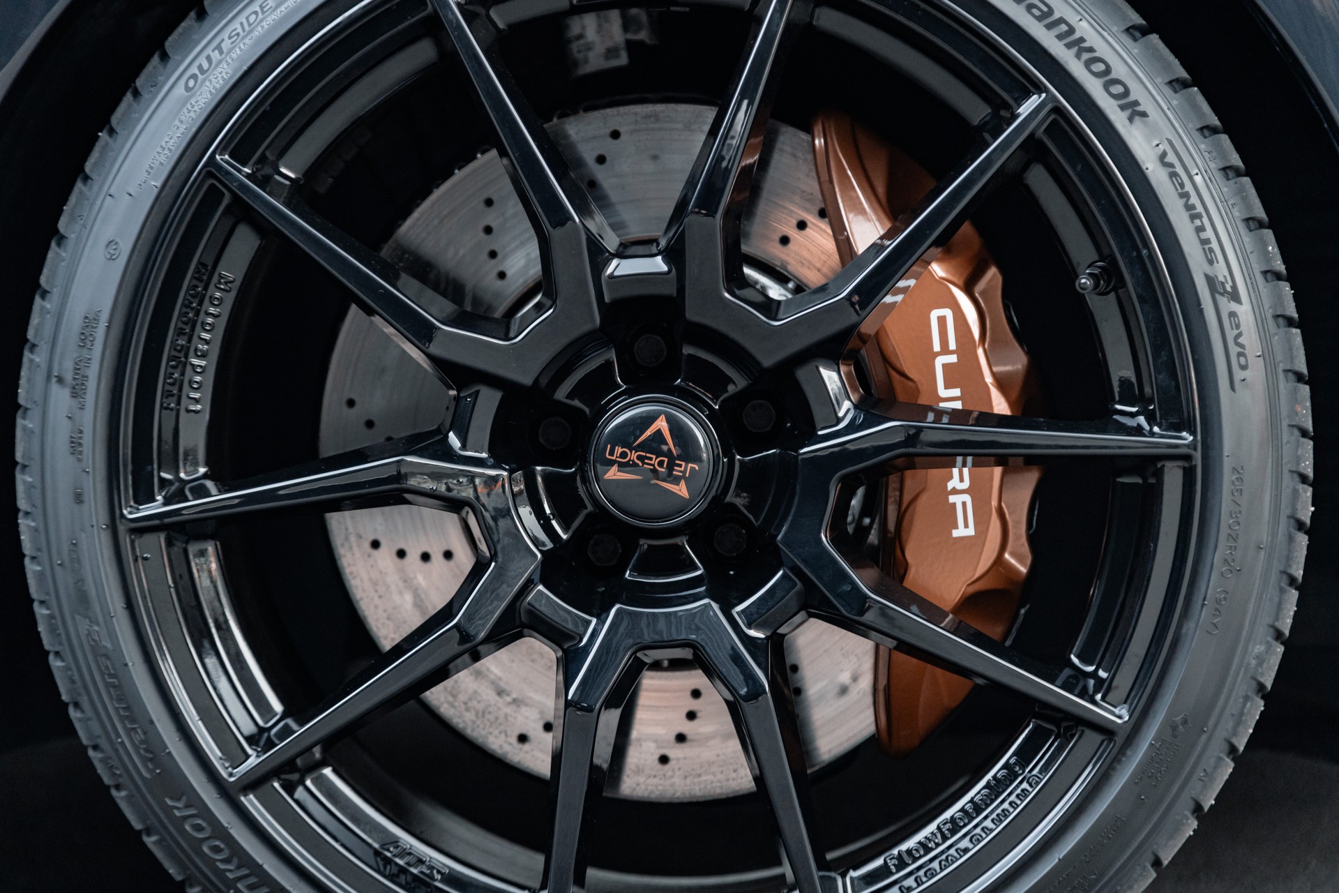 CUPRA Formentor JE Widebody 2.0TSI VZ 4Drive DSG-image-9
