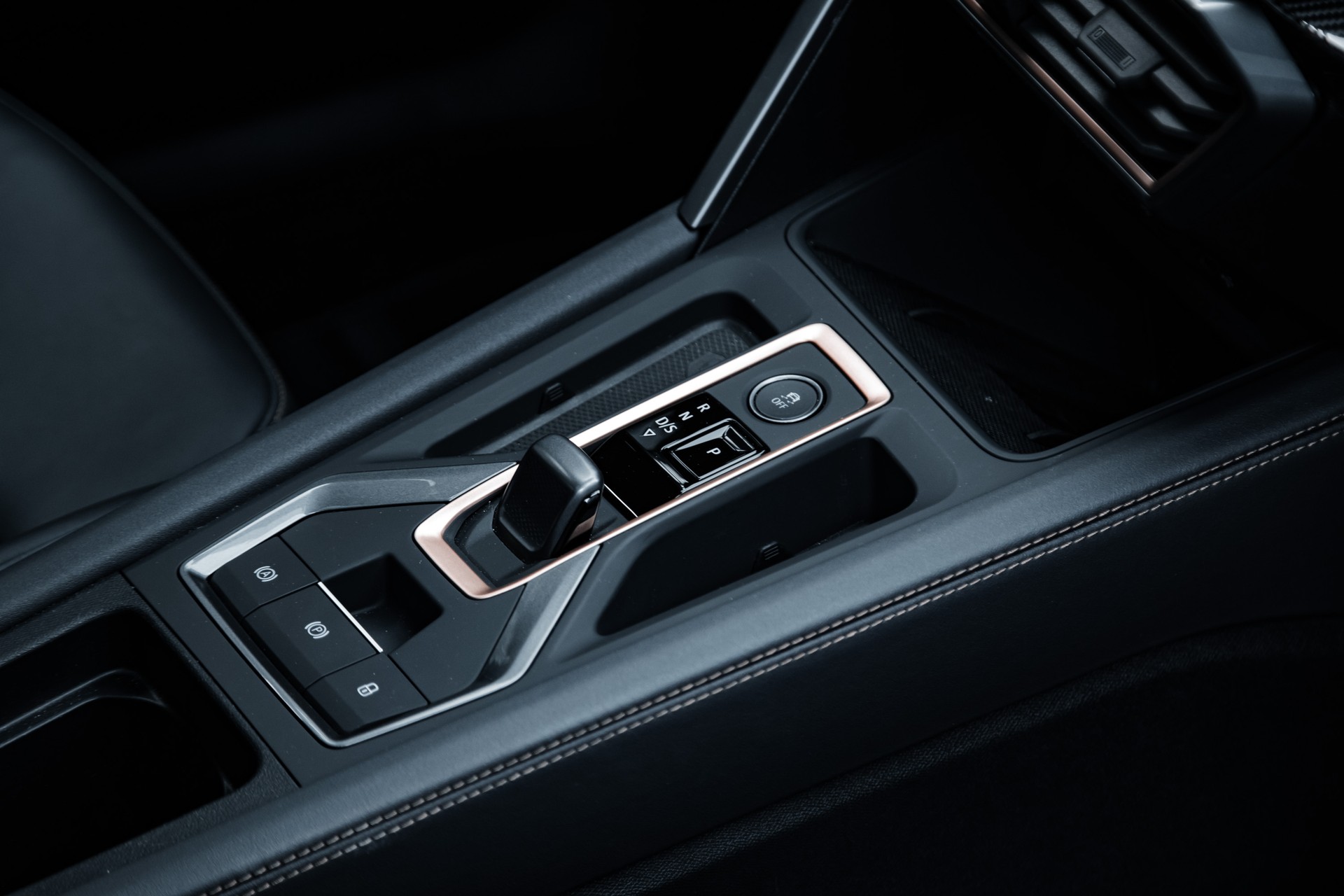 CUPRA Formentor JE Widebody 2.0TSI VZ 4Drive DSG-image-18