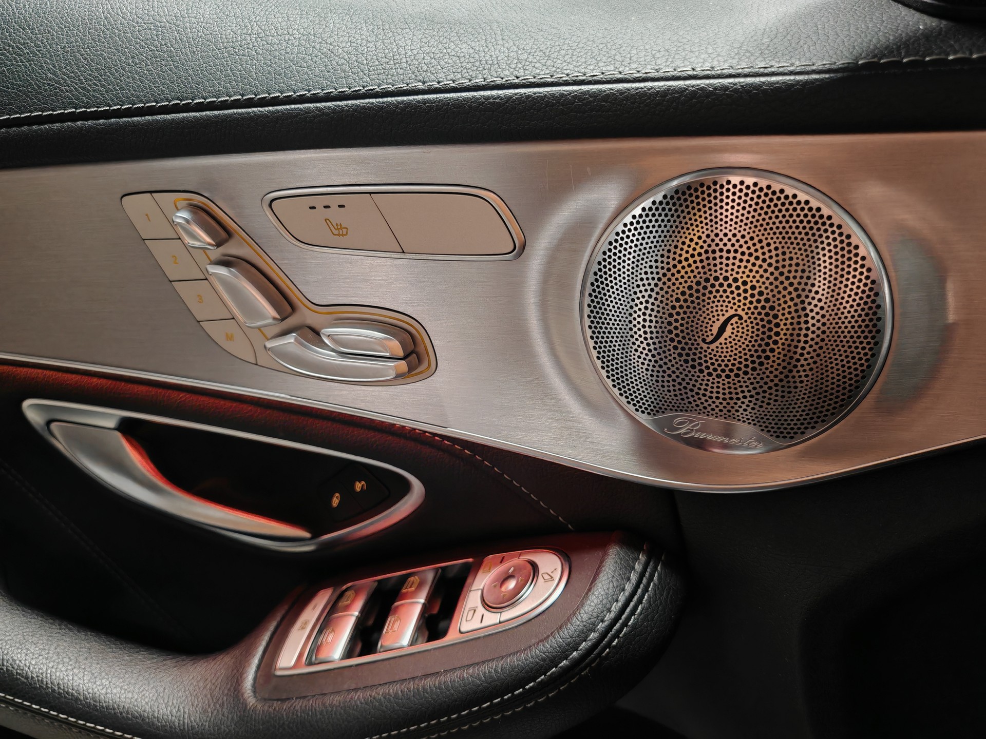 MERCEDES-BENZ C 63 S AMG-image-12