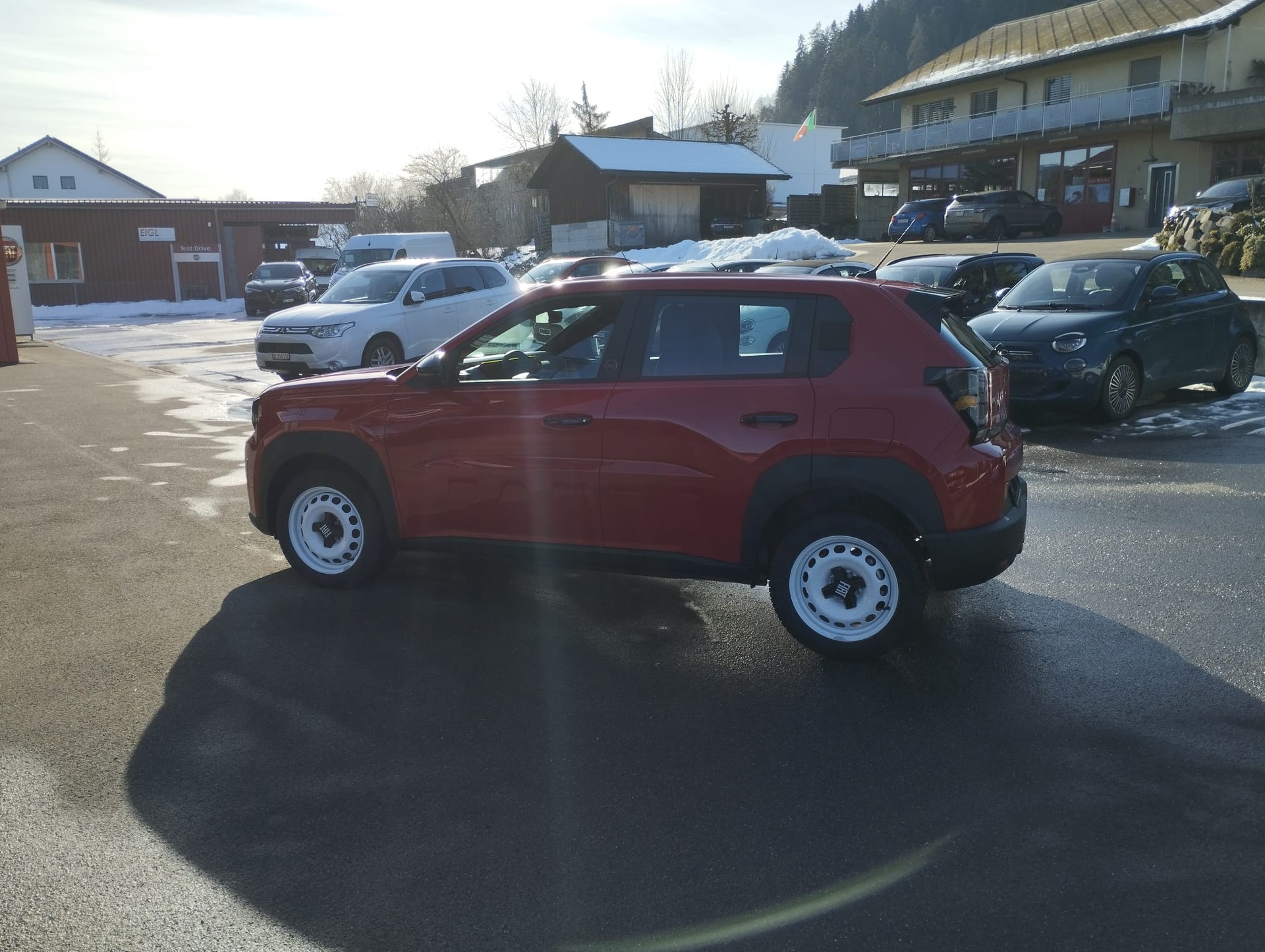 FIAT Grande Panda Elektro Red-image-12