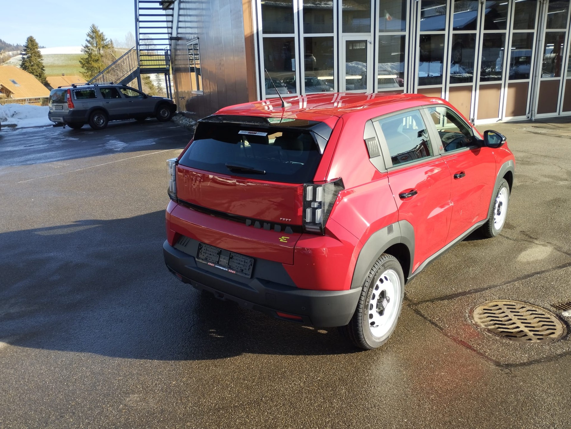 FIAT Grande Panda Elektro Red-image-7