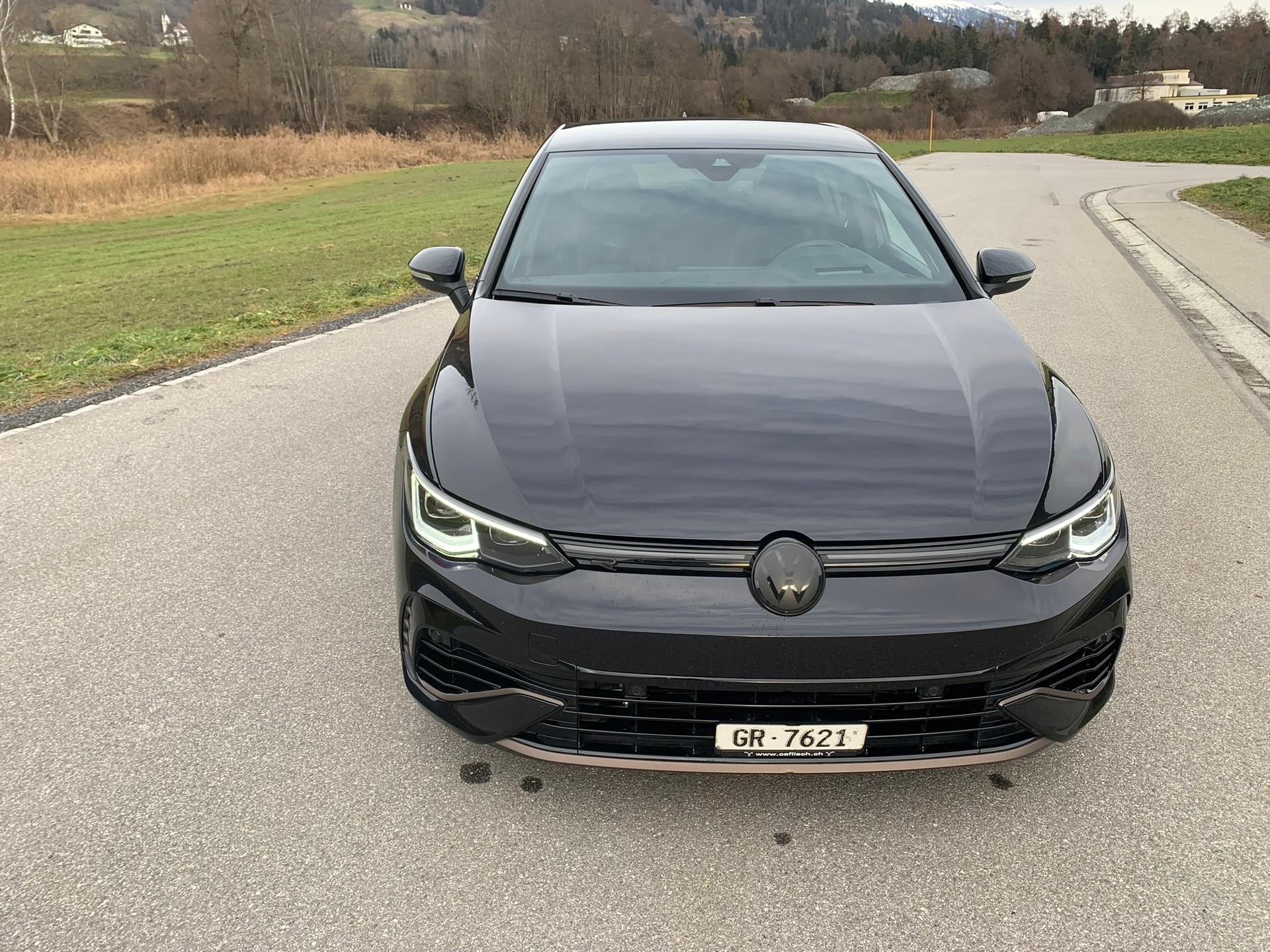 VW Golf VIII 2.0 TSI R DSG 4motion-image-6