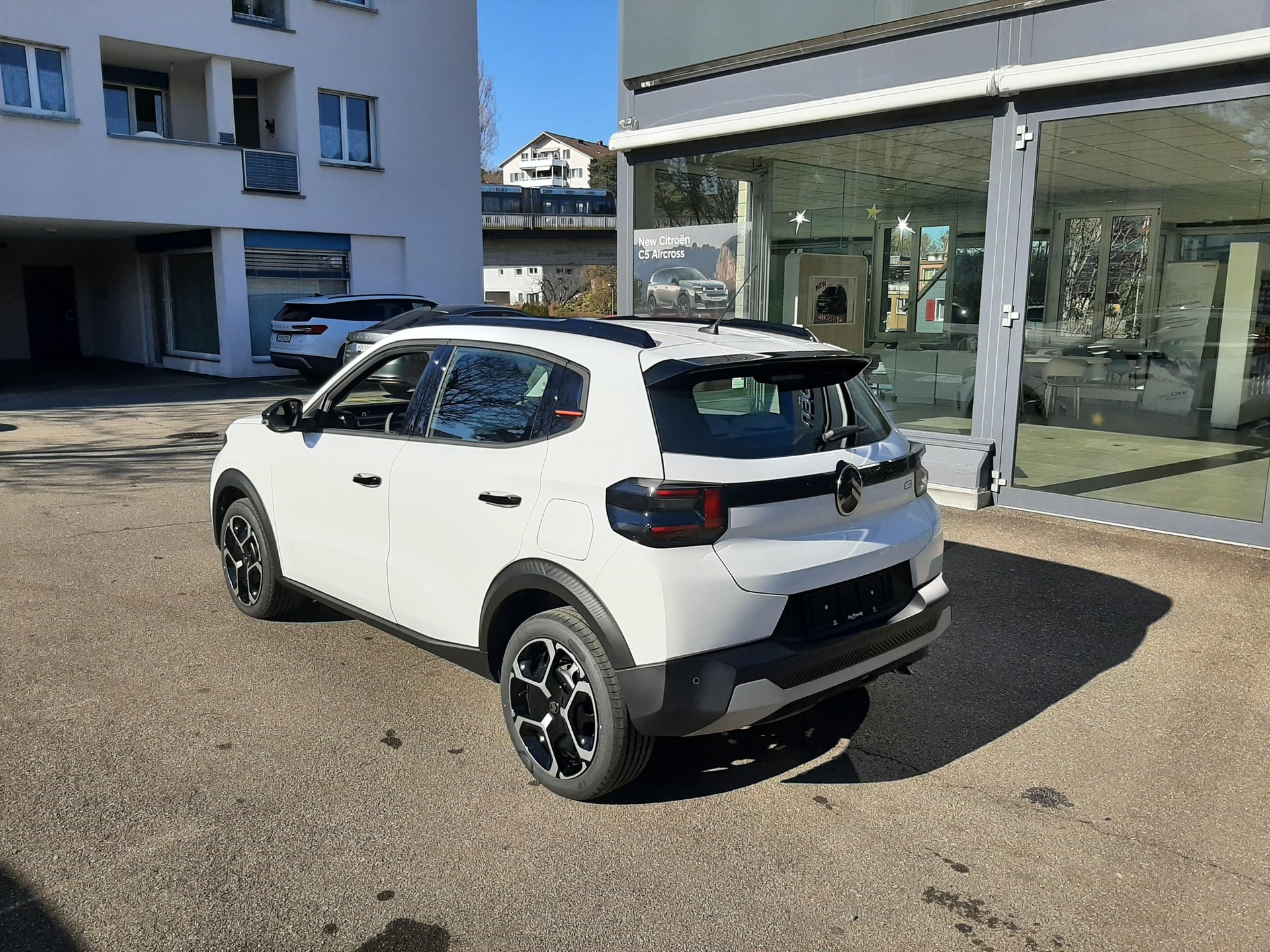 CITROEN C3 1.2 Hybrid Plus-image-4