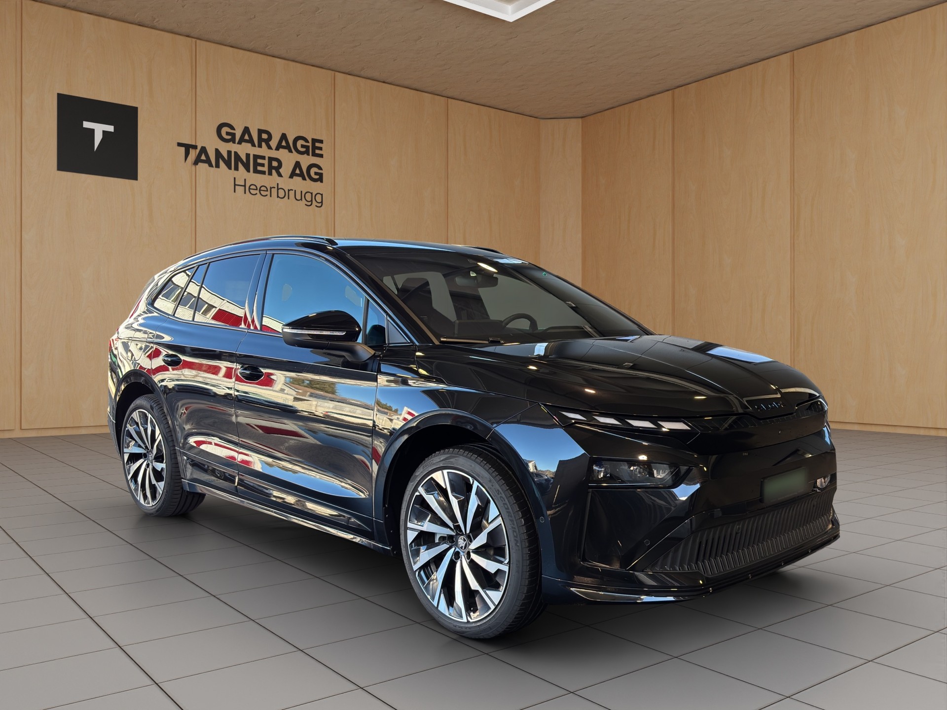 SKODA Enyaq 85x Sportline 4x4-showroom-element-2