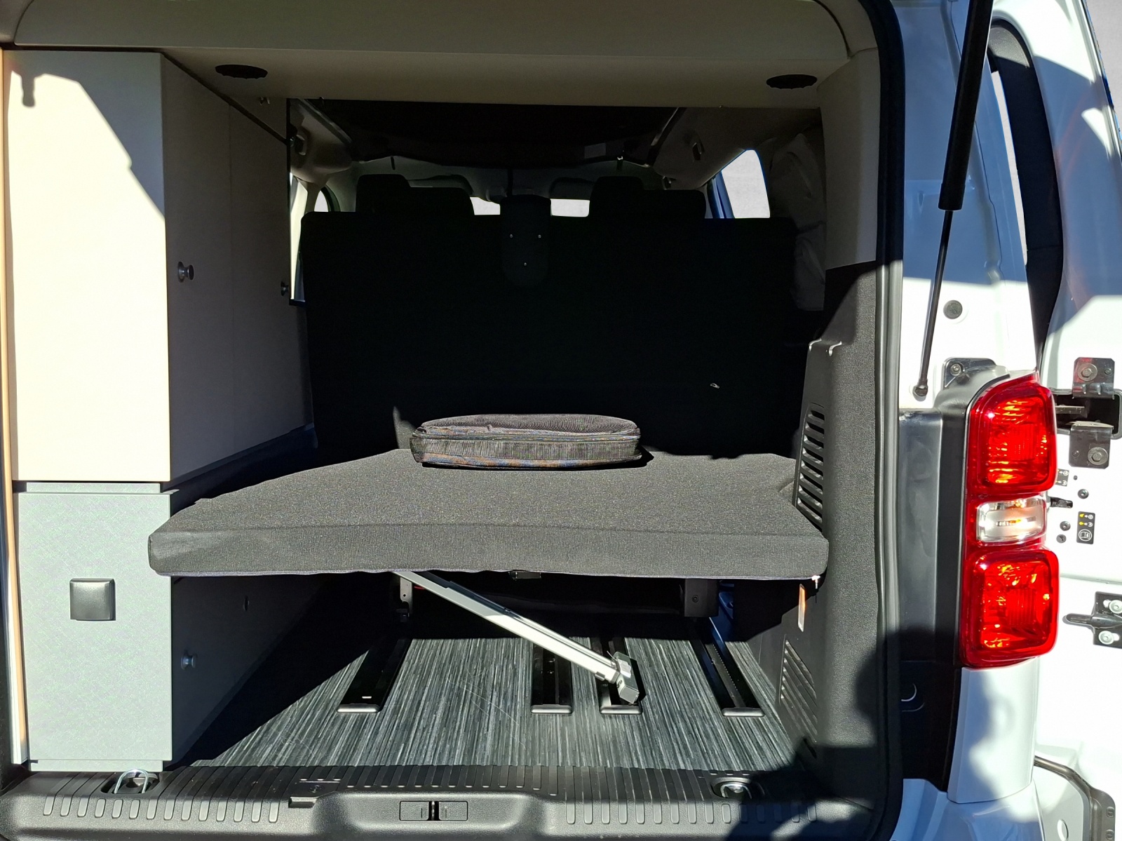TOYOTA PROACE Crosscamp 2.0 Dethleffs-image-12
