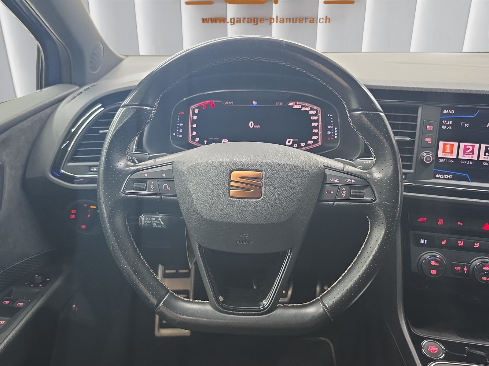 SEAT Leon ST 2.0 TSI 300 Cupra 4Drive DSG-image-7
