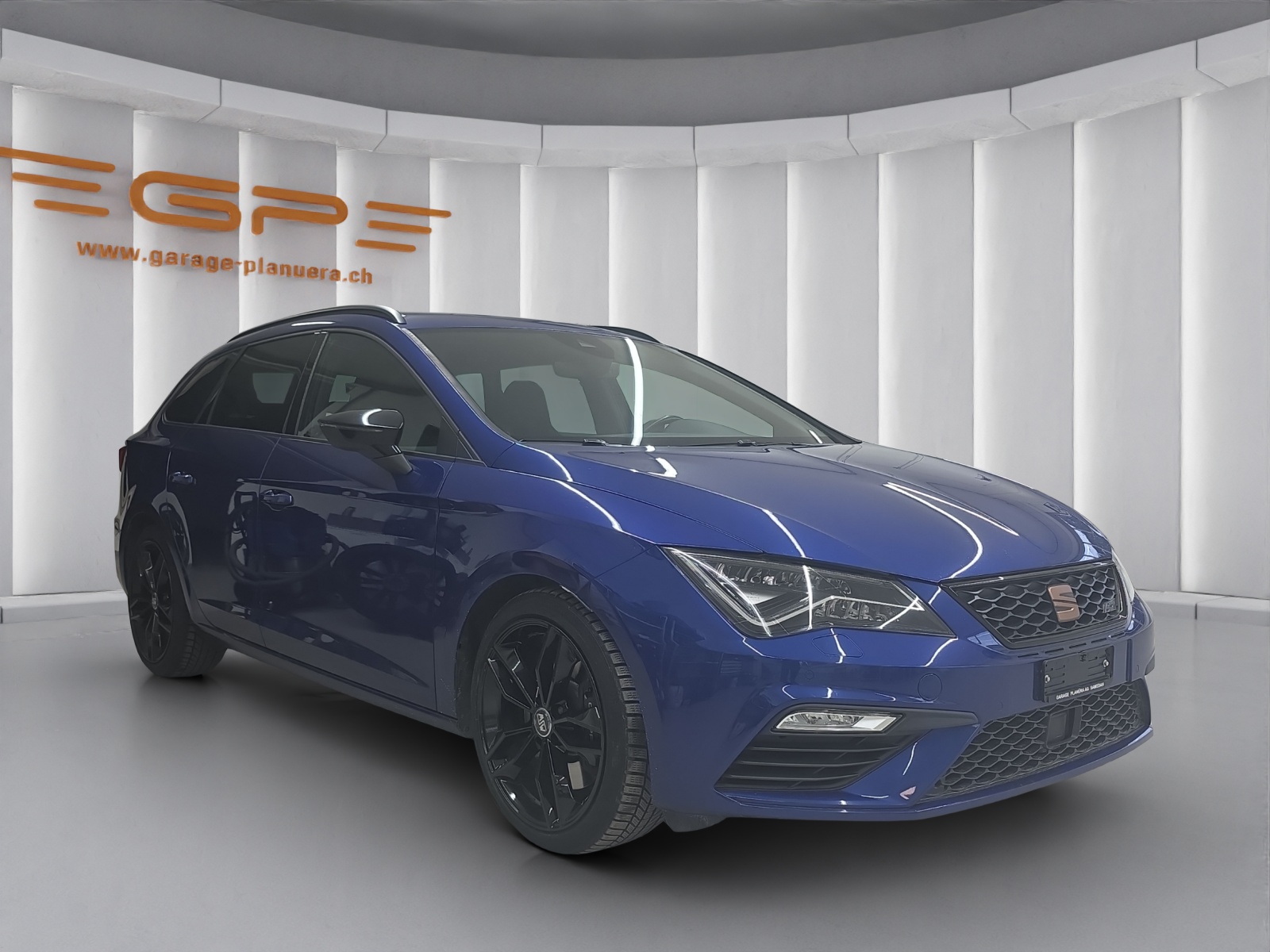 SEAT Leon ST 2.0 TSI 300 Cupra 4Drive DSG-showroom-element-1
