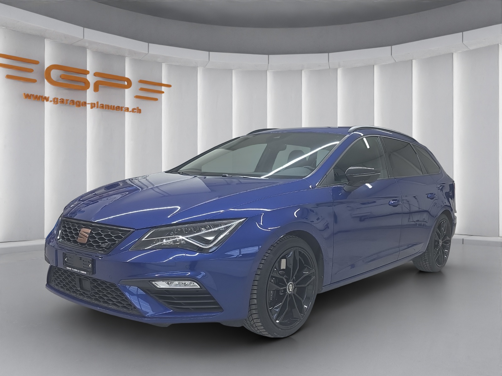 SEAT Leon ST 2.0 TSI 300 Cupra 4Drive DSG