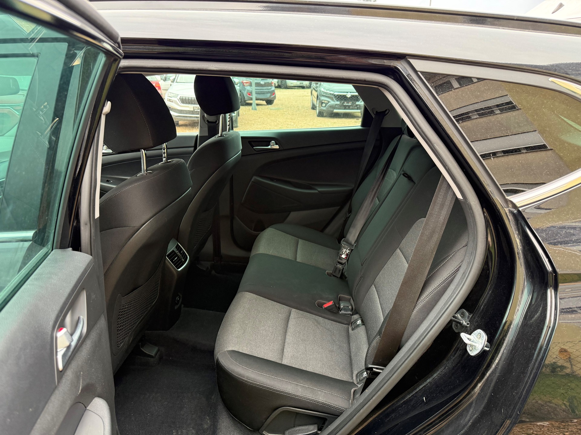 HYUNDAI Tucson 1.6 TGDI Vertex 4WD Automatic-image-9