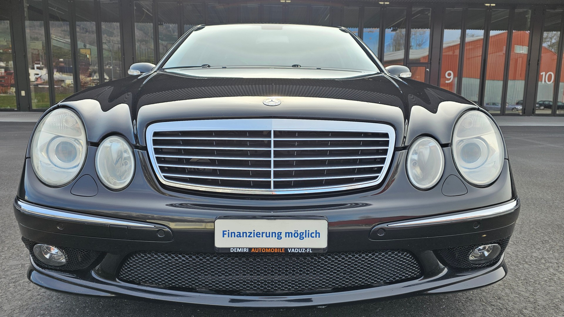 MERCEDES-BENZ E 55 AMG Avantgarde Automatic-image-6