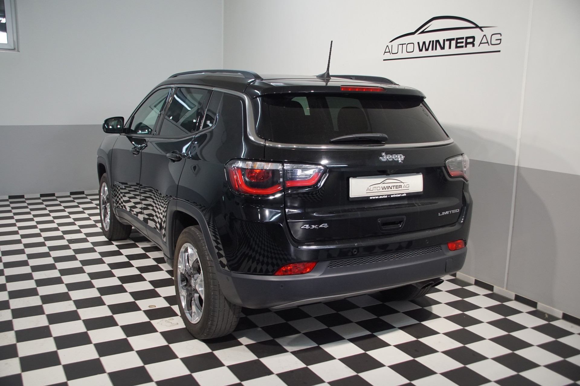 JEEP Compass 1.4 Turbo Limited AWD 9ATX-image-4
