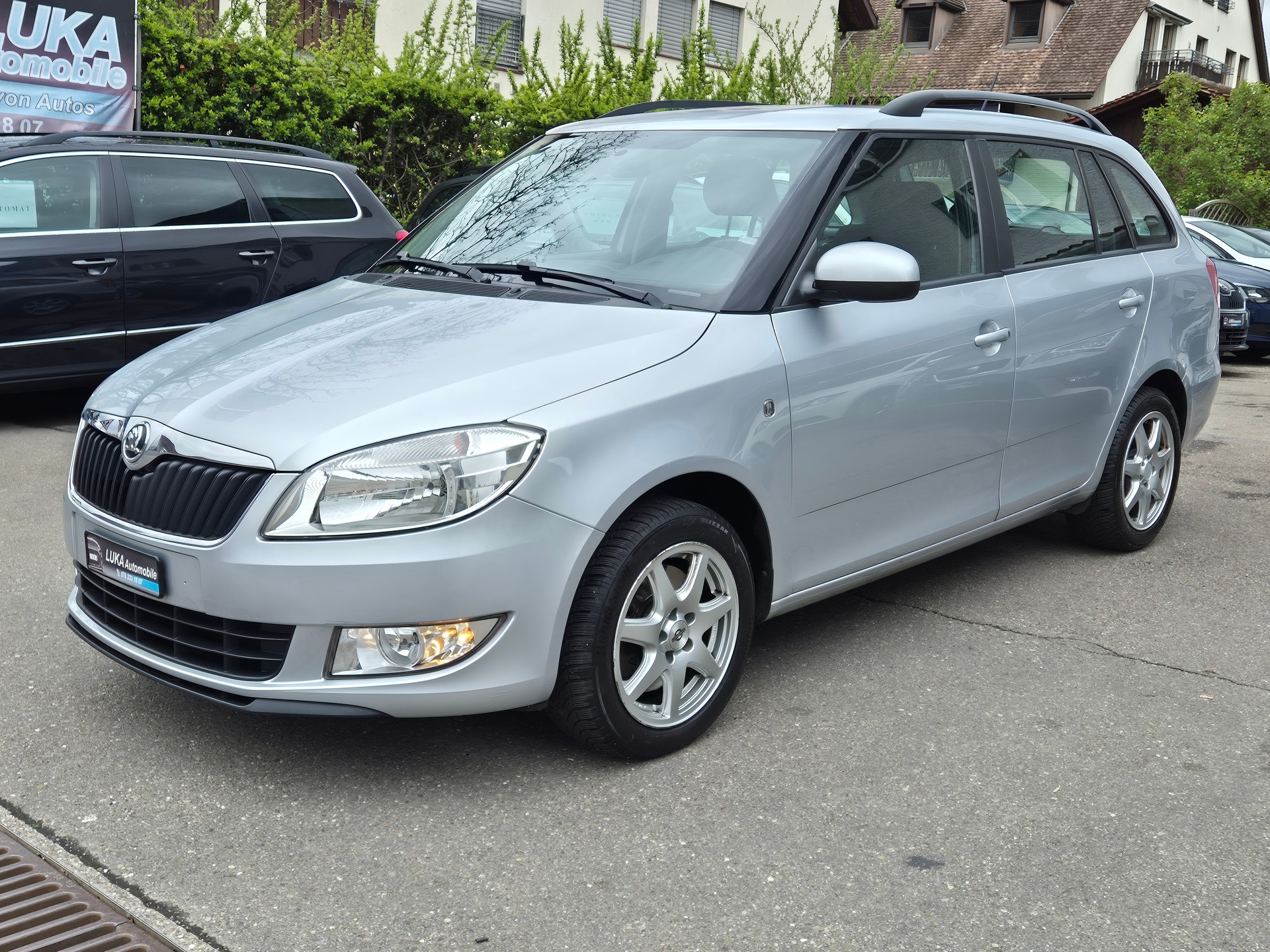 SKODA Fabia 1.2 TSI Ambition Plus DSG-showroom-element-1