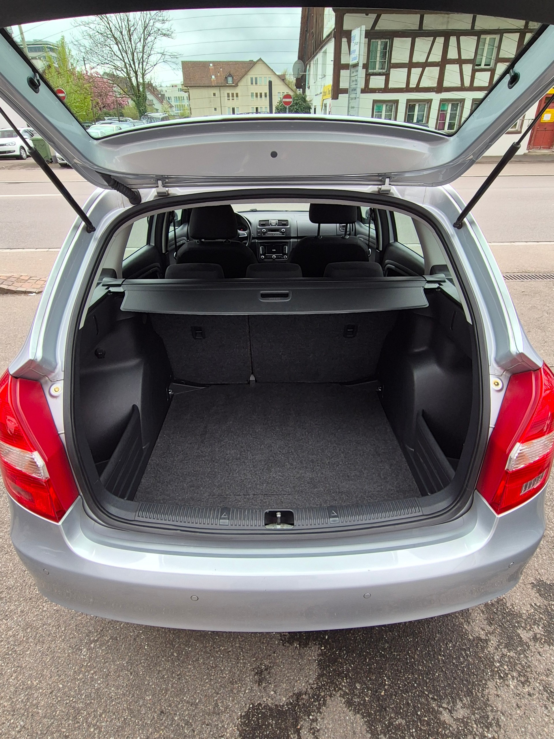 SKODA Fabia 1.2 TSI Ambition Plus DSG-image-10