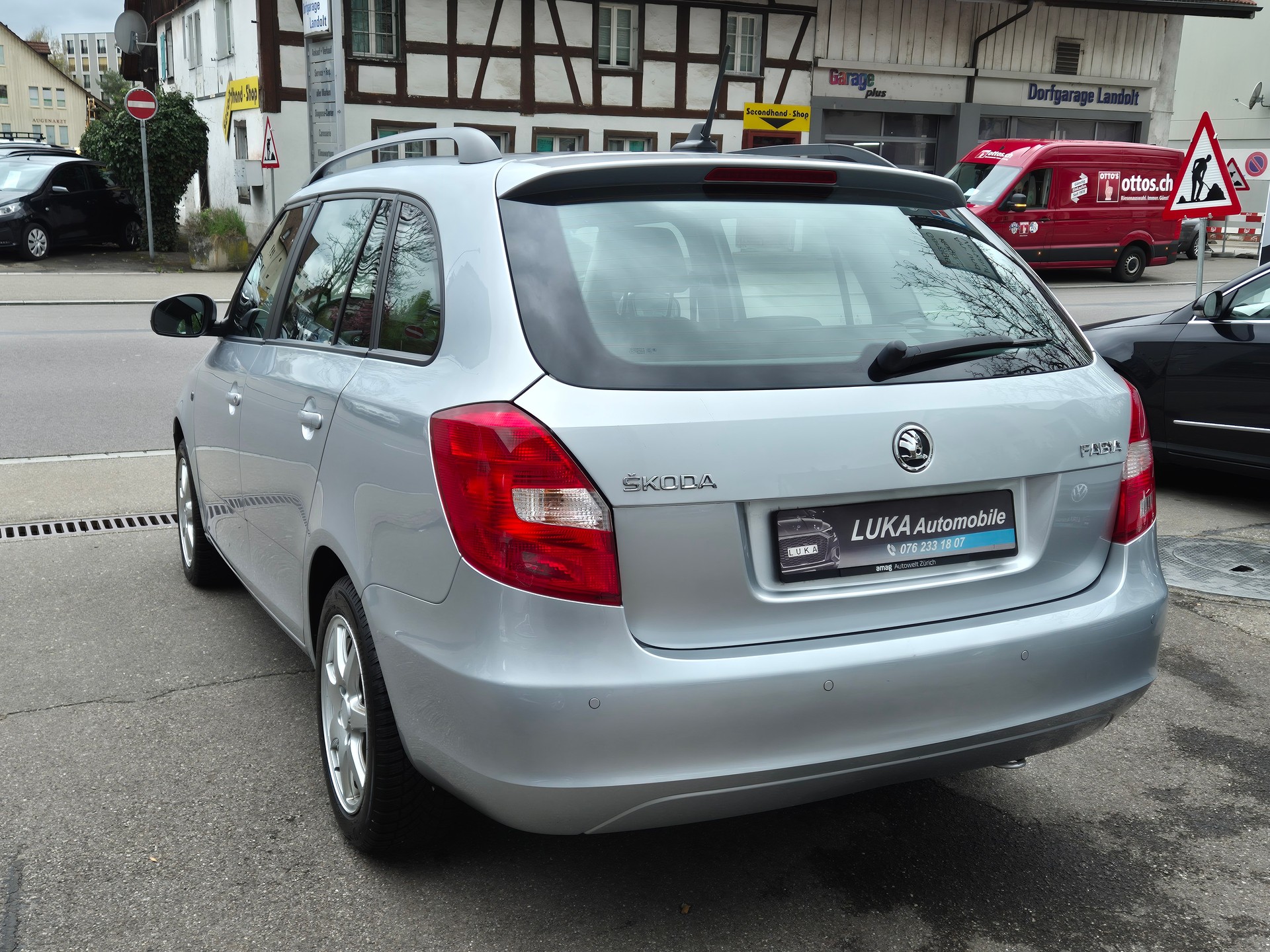SKODA Fabia 1.2 TSI Ambition Plus DSG-image-4